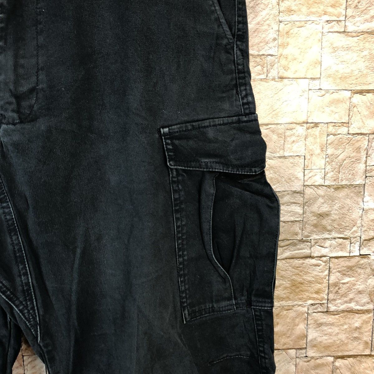 Japanese Brand Japanese Brand Dark Blue Cargo Multipocket Pants #A1137 Size US 35 - 9 Thumbnail