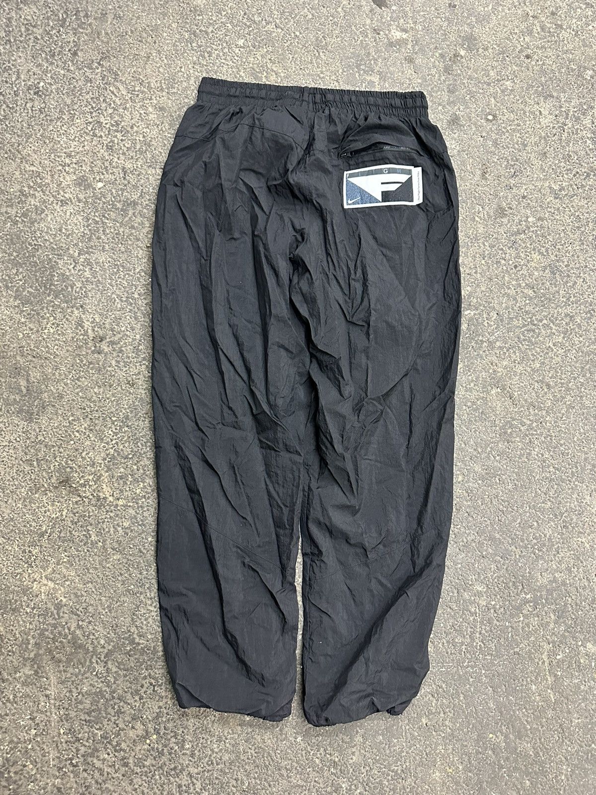 Nike × Vintage Nike flight jogger track pants Size US 30 / EU 46 - 1 Thumbnail