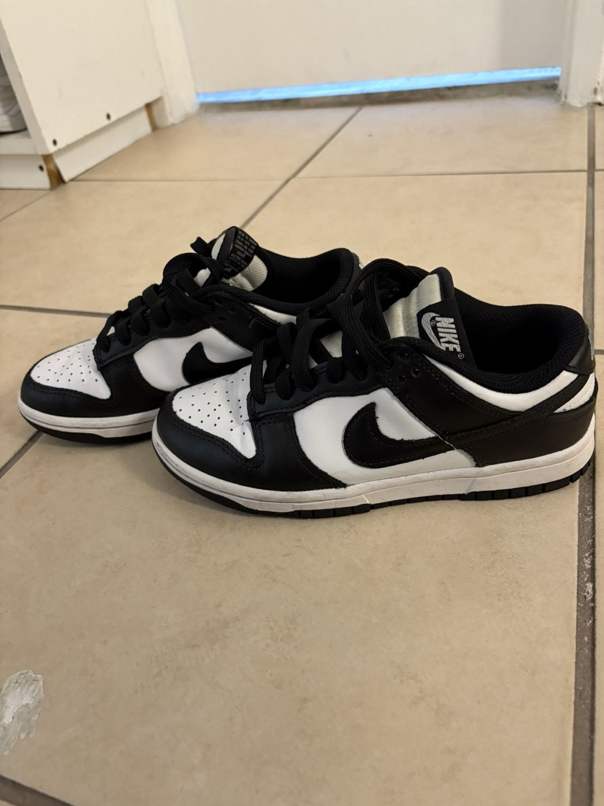 Nike Nike Panda Dunks Size US 5.5 / EU 38 - 5 Thumbnail