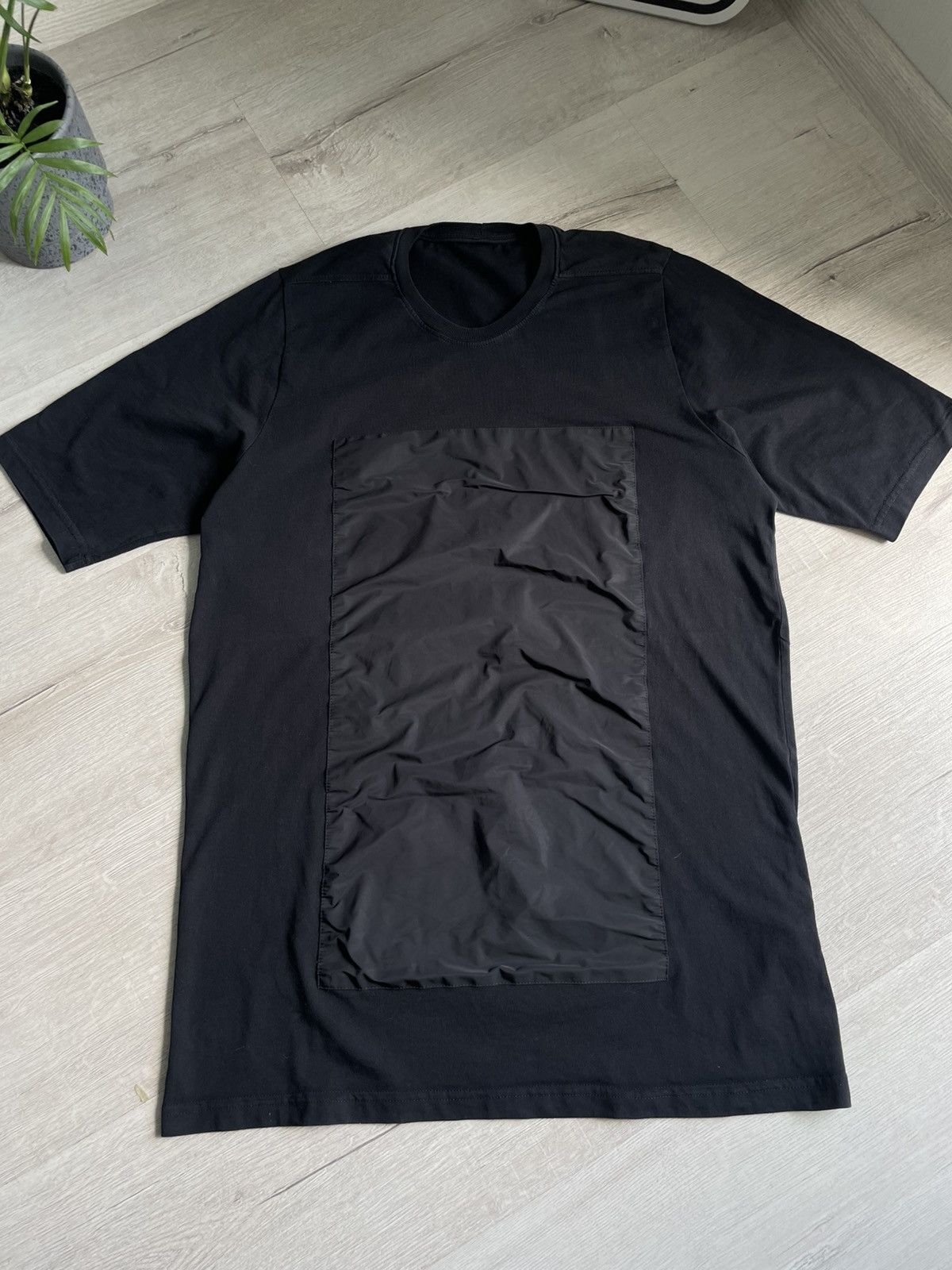 Designer Vintage Basic Minimalism Tee Nylon Abstract Rick Owens Style Size US M / EU 48-50 / 2 - 3 Thumbnail