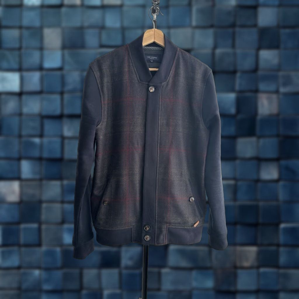 Ted Baker Men’s Ted Baker Blue Designer Plaid ZipUp Bomber Jacket Size 4 User: Men’s Ted Baker Blue Designer Plaid ZipUp Bomber Jacket Size 4 Size US S / EU 44-46 / 1 - 1 Thumbnail