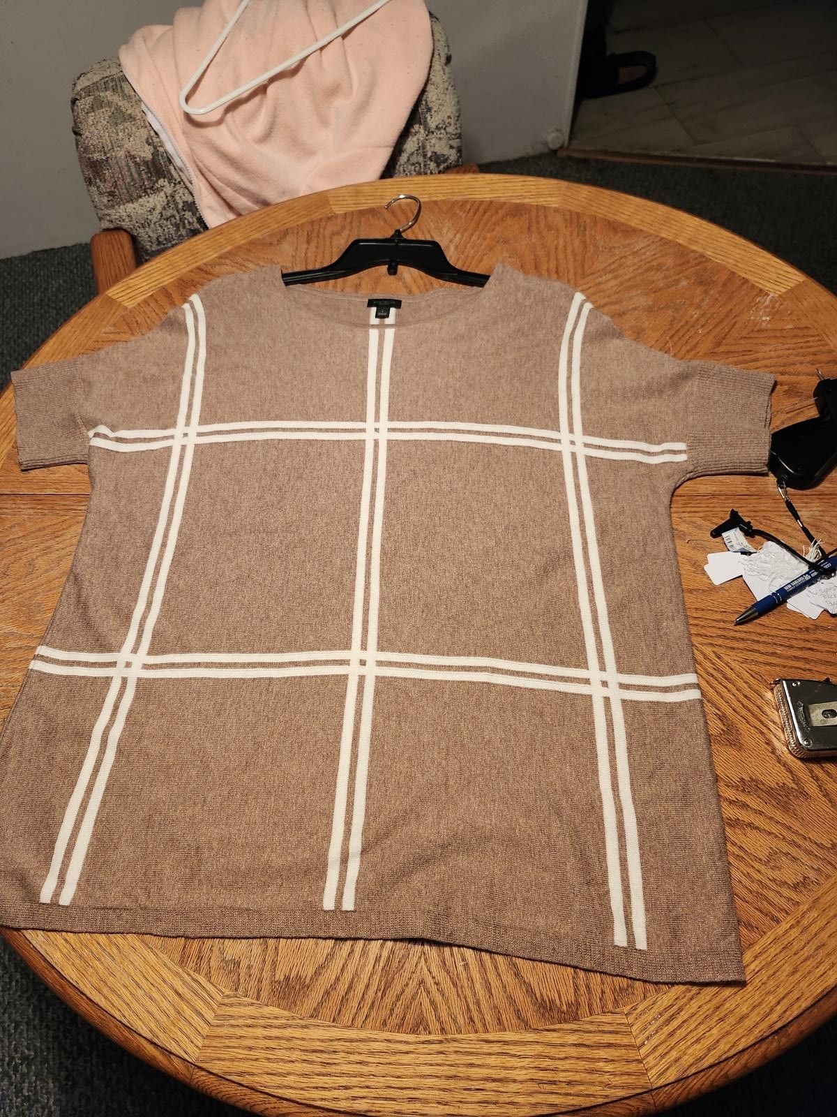 Designer Ann Taylor knit top sz S Size S / US 4 / IT 40 - 1 Thumbnail