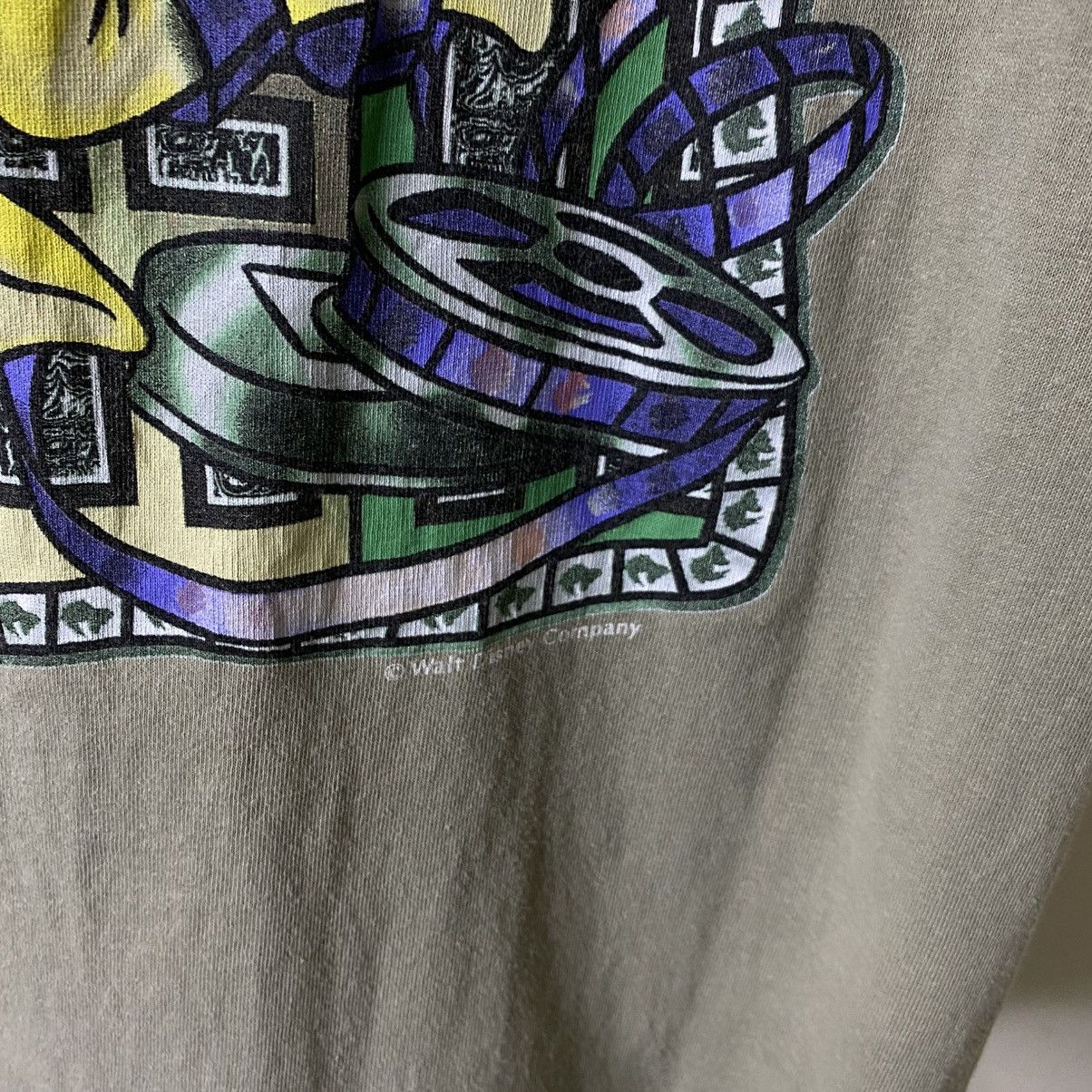 Disney Vintage 1990s Walt Disney Company Donald Duck Faded Olive T Size US L / EU 52-54 / 3 - 3 Thumbnail