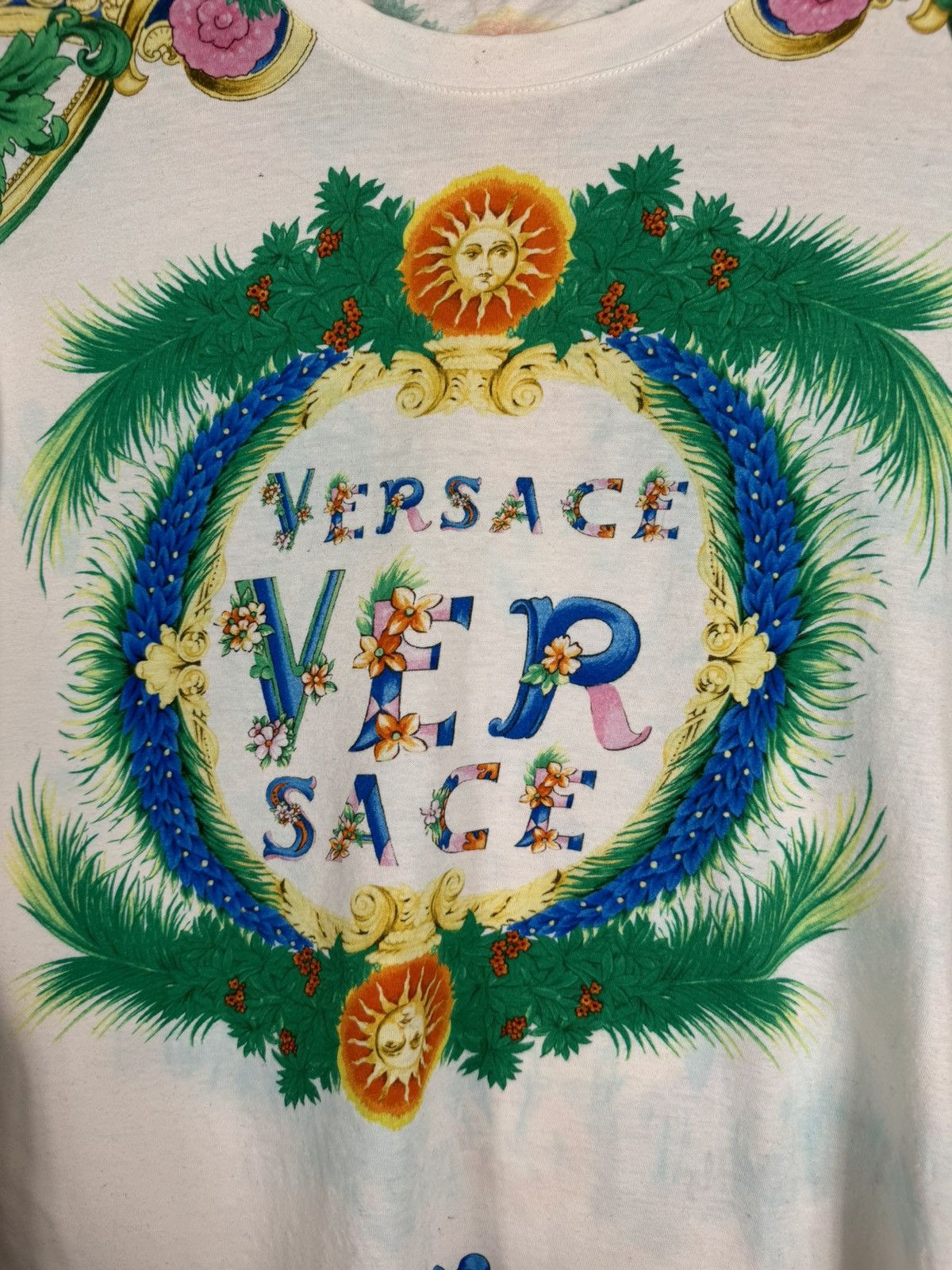 Versace Versace very rare t shirt Size US M / EU 48-50 / 2 - 9 Thumbnail