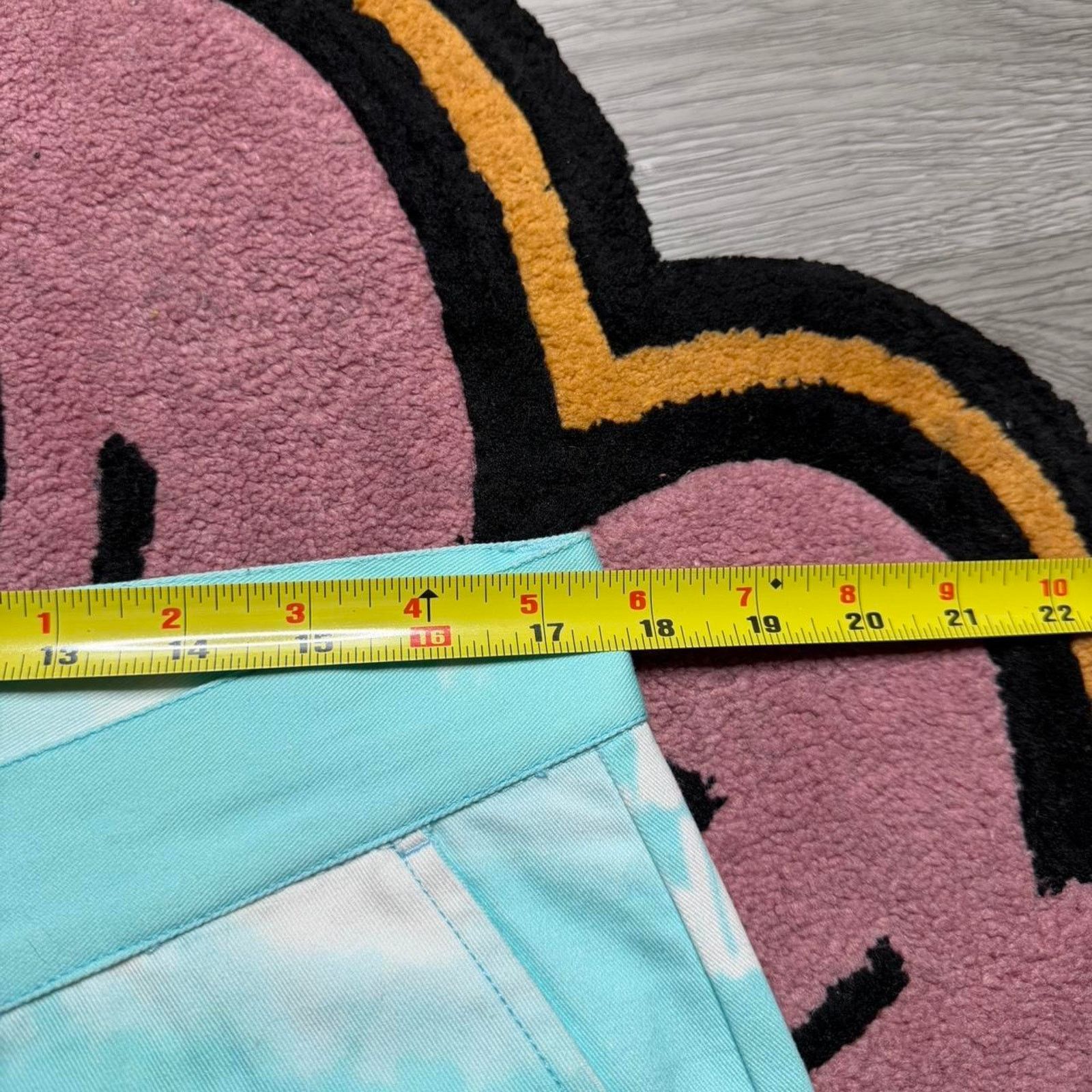 Golf Wang Golf Wang Black Jesus All Over Print Graphic Chino Shorts 34 Size US 34 / EU 50 - 4 Thumbnail