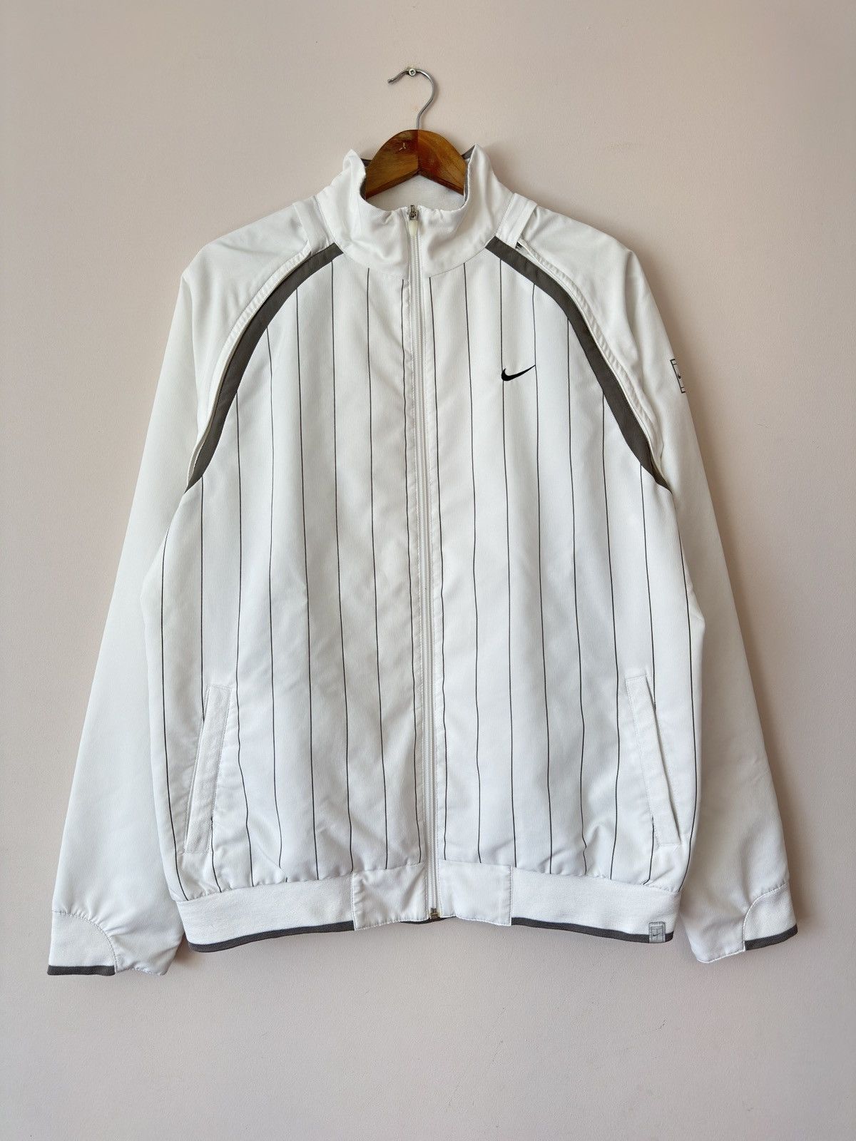 Nike Vintage Nike Zip Transformer Track Jacket White Tracksuit Size US L / EU 52-54 / 3 - 1 Thumbnail