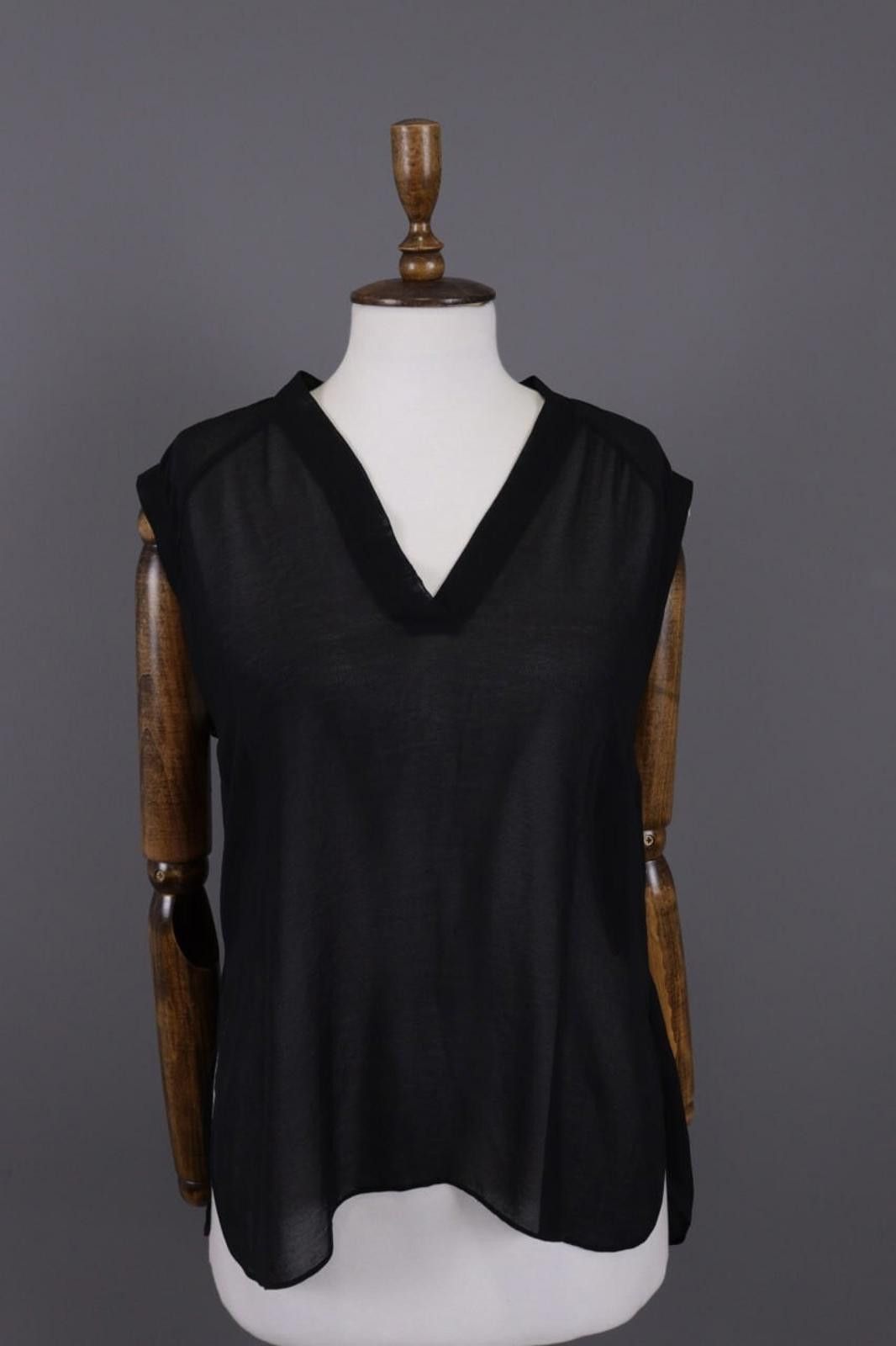 Alexander Wang T Alexander Wang Black V-Neck Stretch Top Shirt Size XS Size S / US 4 / IT 40 - 1 Thumbnail