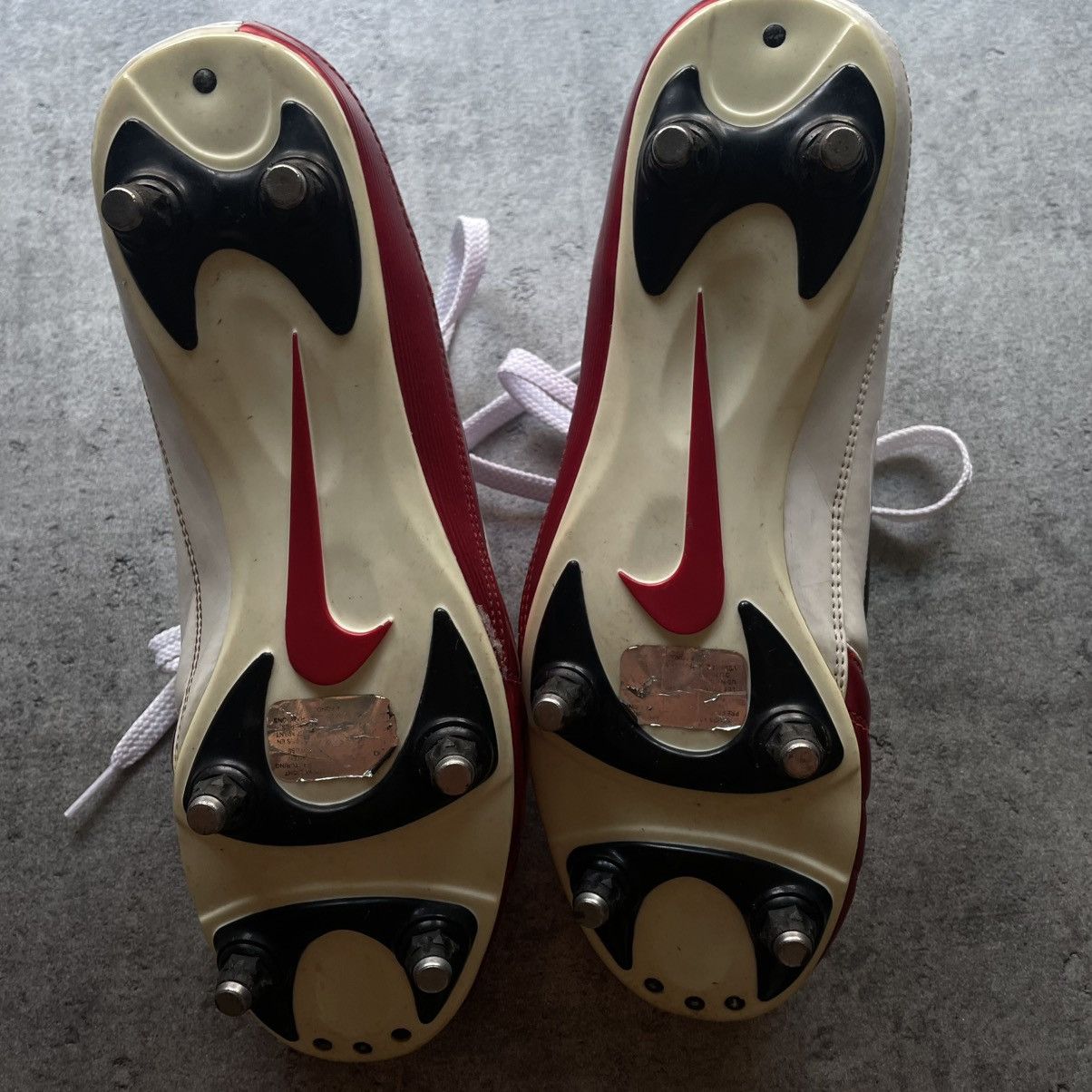 Nike 2005 Nike Total 90 III SG Football Boots Size US 11 / EU 44 - 4 Thumbnail