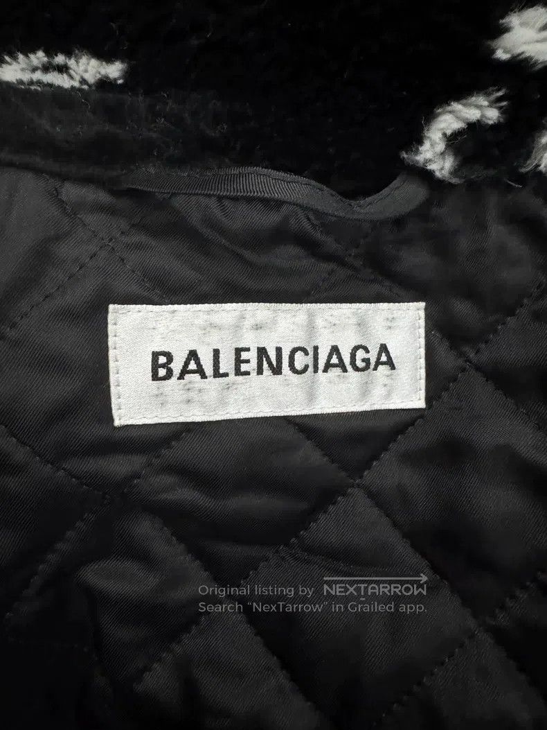 Balenciaga Balenciaga Full Print Letter Stand Collar Loose Shoulder S Size XXS / US 00 / IT 34 - 4 Thumbnail