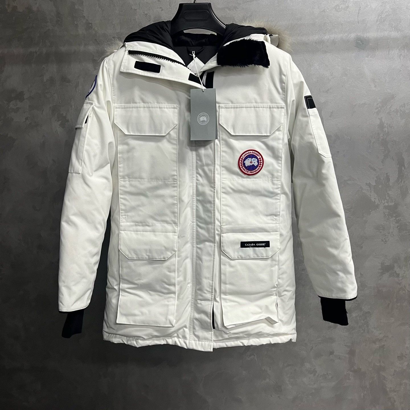 Canada Goose Canada Goose Long White Heavy Coat s Men Size US S / EU 44-46 / 1 - 1 Thumbnail