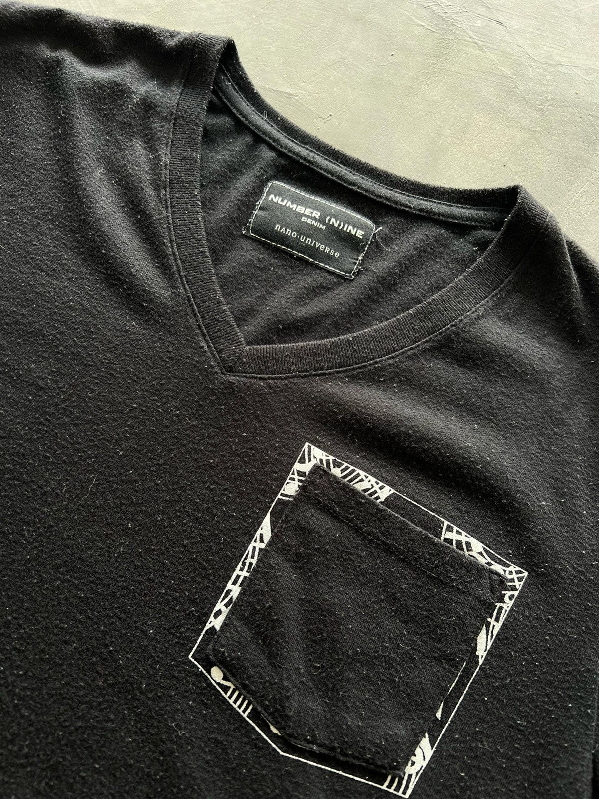 Number (N)ine Number Nine V-neck Tshirt Size US S / EU 44-46 / 1 - 3 Thumbnail