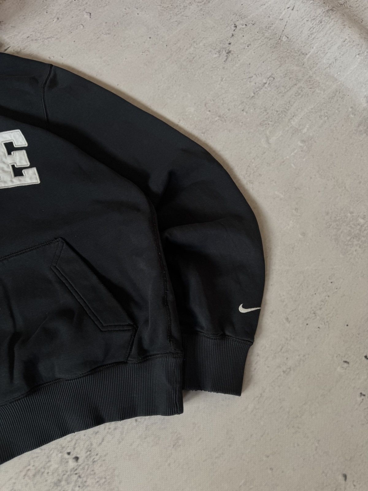 Nike × Vintage NIKE VINTAGE 00s y2k OVERSIZE BAGGY HOODIE CENTER LOGO Size US S / EU 44-46 / 1 - 3 Thumbnail