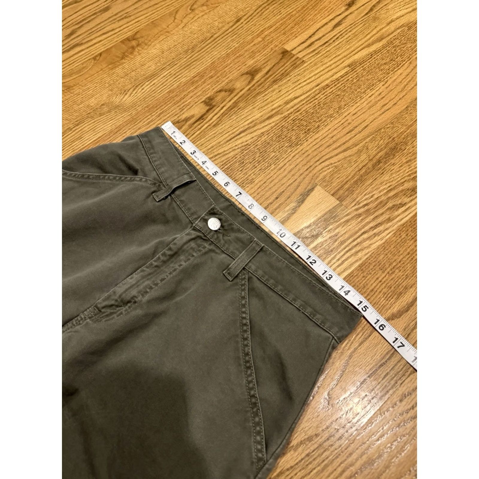 Levi's VINTAGE Levi’s Silvertab Khakis Shorts Cargo Mens 30 Green 90s Y2K Skater Vtg Size US 30 / EU 46 - 5 Thumbnail