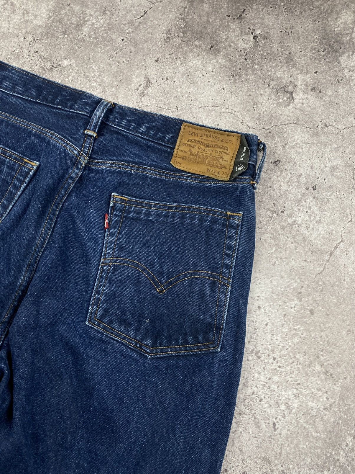 Levi's × Vintage Vintage Y2K Faded Black Wide Leg Levis Baggy Denim Jeans USA Size US 32 / EU 48 - 8 Thumbnail