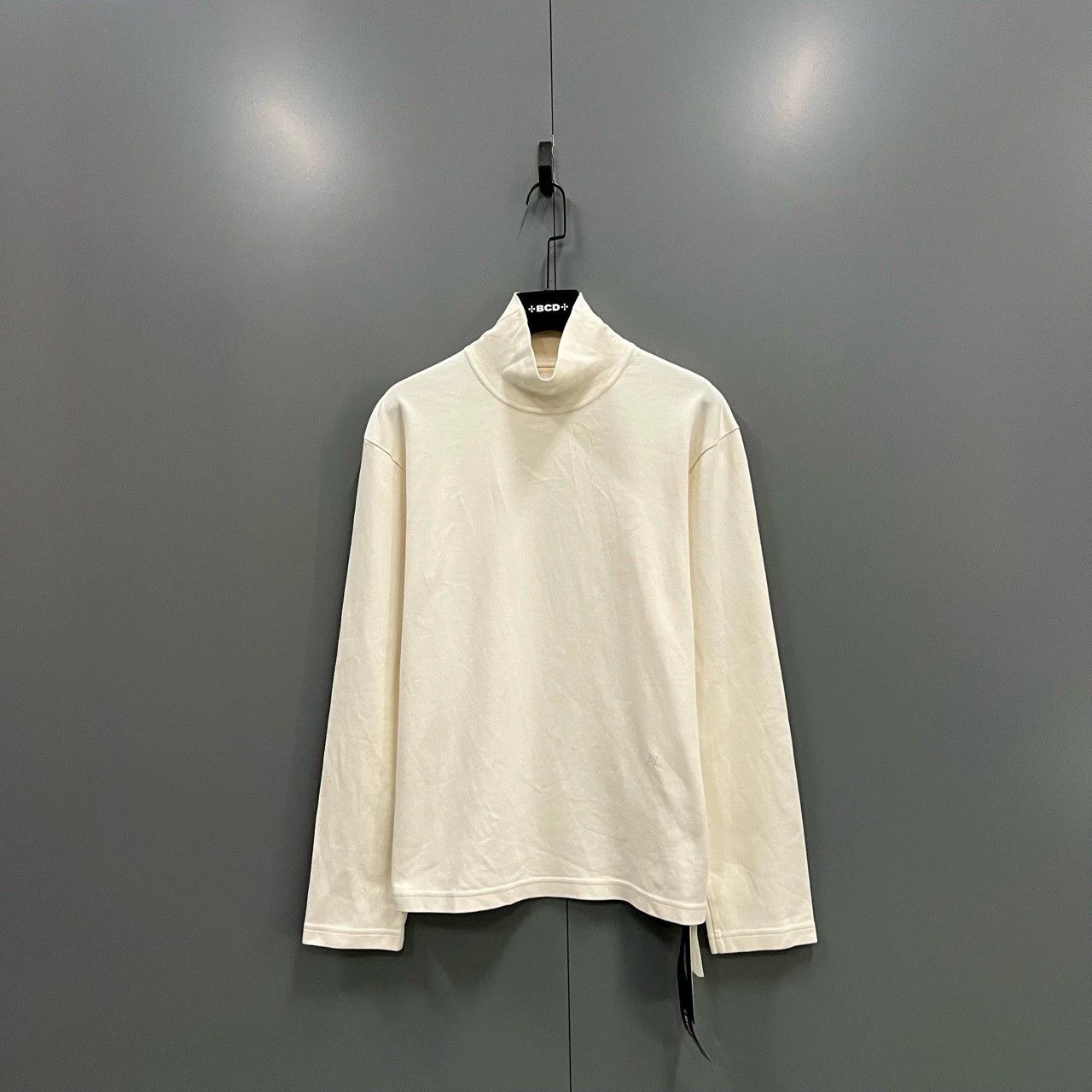 Bottega Veneta Bottega Veneta Cream Long Sleeve Top Size M / US 6-8 / IT 42-44 - 1 Thumbnail