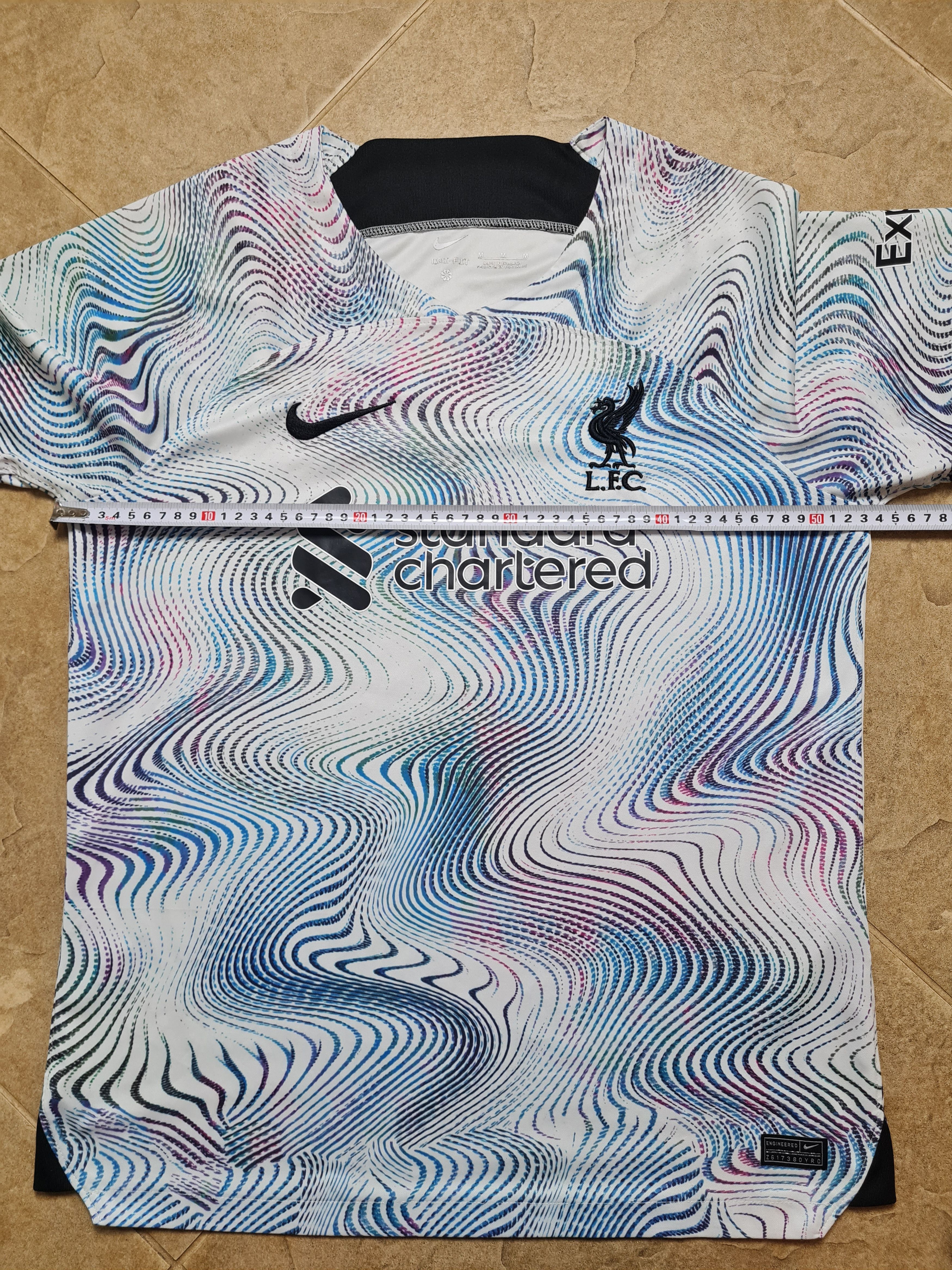 Nike FOOTBALL JERSEY LIVERPOOL 2022 2023 NIKE AWAY SOCCER SHIRT Size US M / EU 48-50 / 2 - 9 Thumbnail