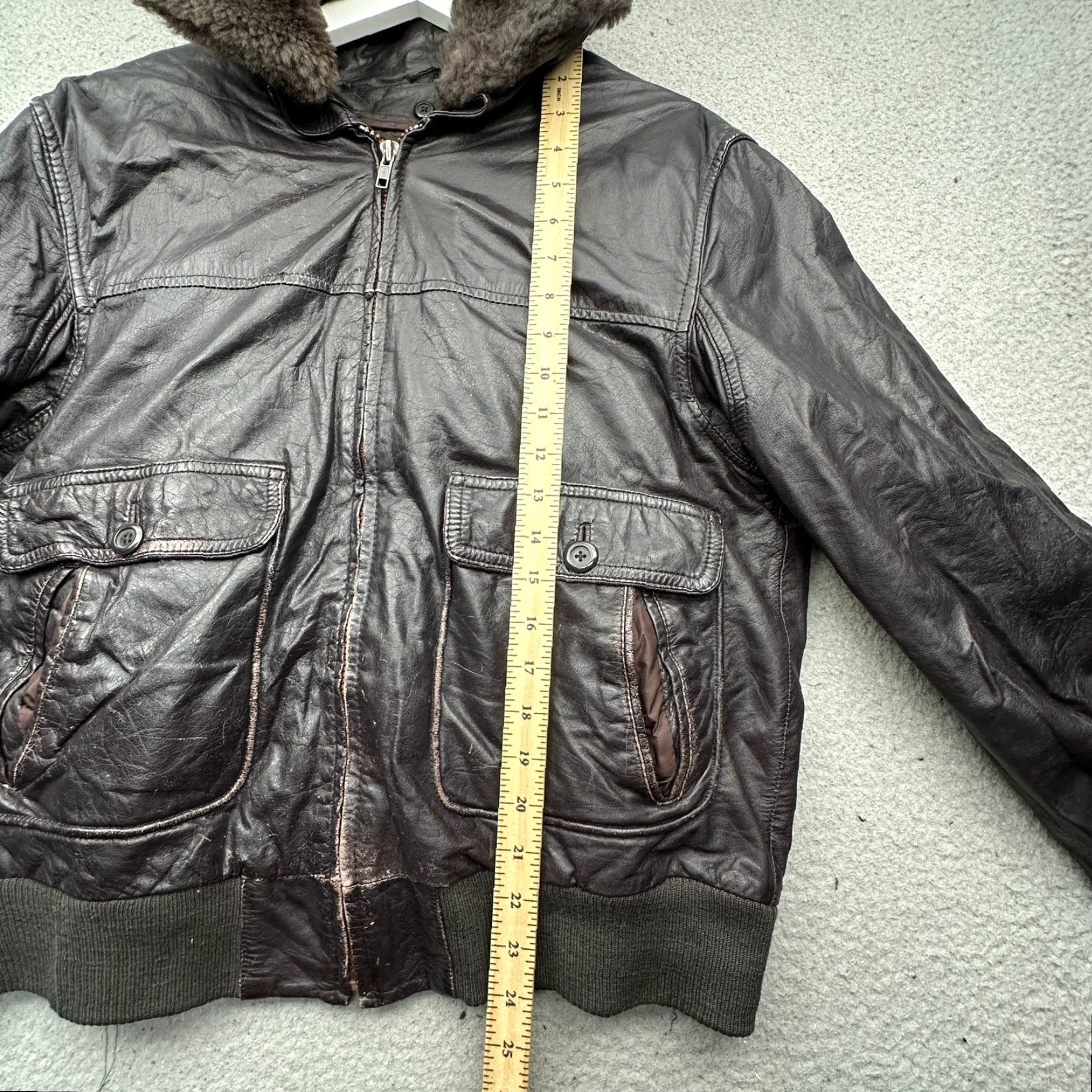 Vintage VINTAGE Deerskin Trading Post Bomber Leather Jacket Mens 40 Medium Brown Acrylic Pile Lined Jacket Mens 40 Medium Brown Size US XXS / EU 40 - 7 Thumbnail
