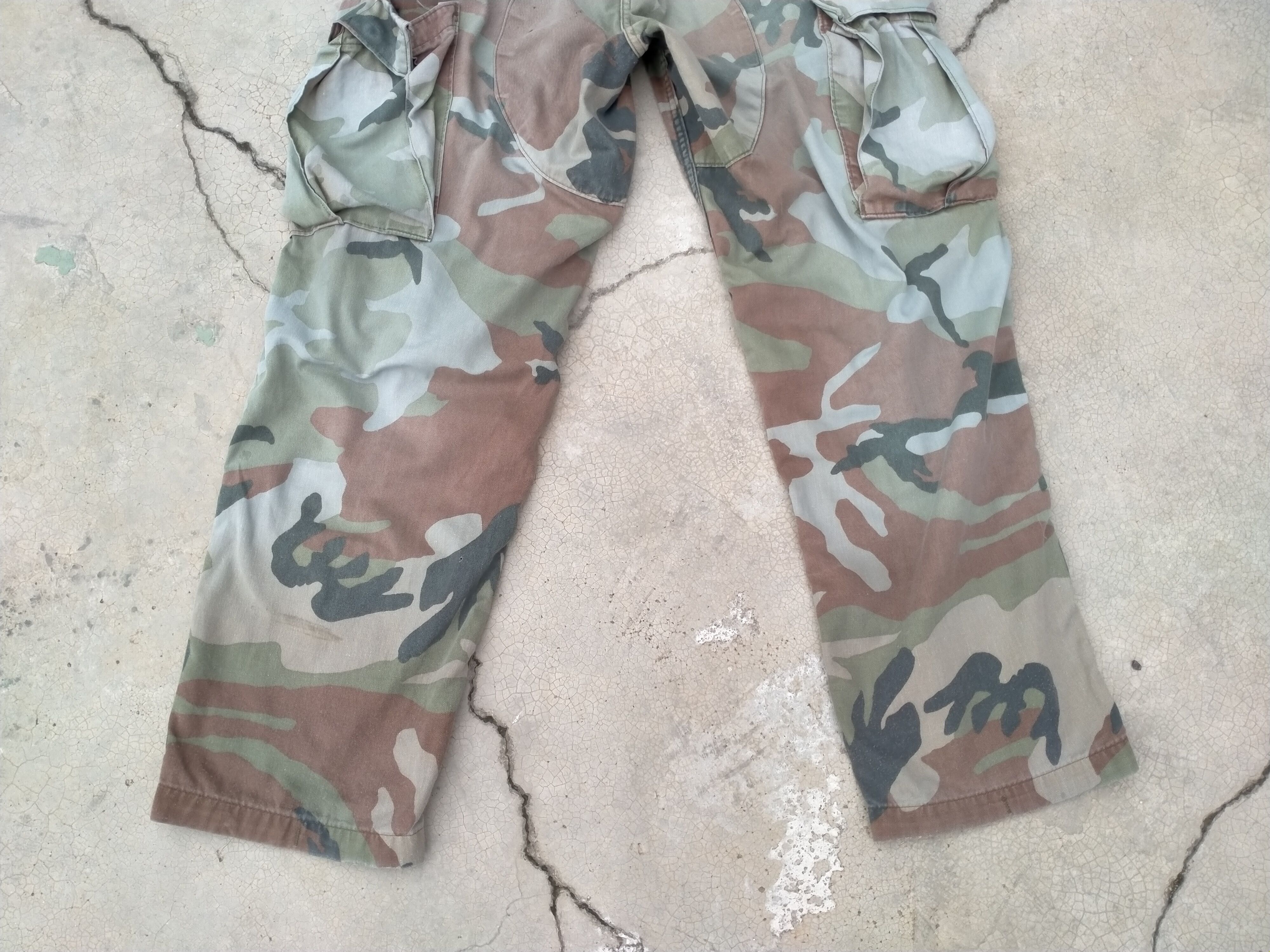 Vintage Vintage Distressed Military trousers Size US 34 / EU 50 - 18 Thumbnail