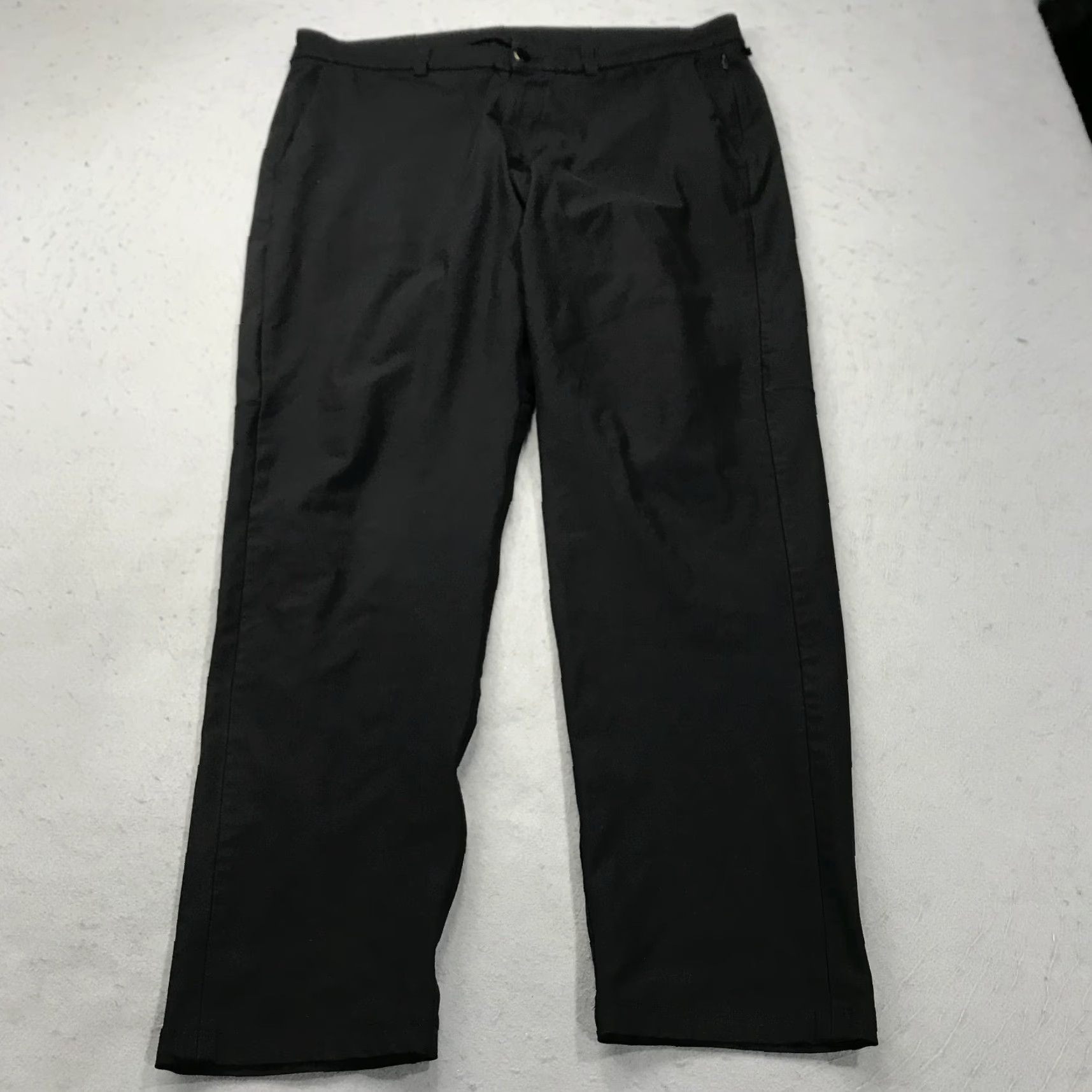 Lululemon Lululemon Pants Mens 36x31 Black Commission Slim Fit Warpstreme Solid Casual Chino 5-Pocket Design Straight Leg Mens Size US 36 / EU 52 - 2 Thumbnail