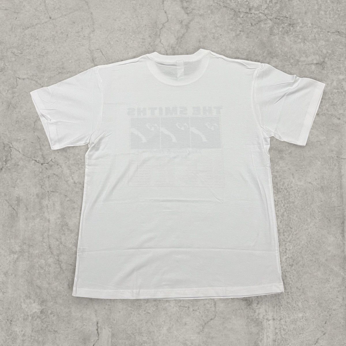 Japanese Brand Vintage style tshirt in white, The Smiths band. Size L Size US M / EU 48-50 / 2 - 3 Thumbnail