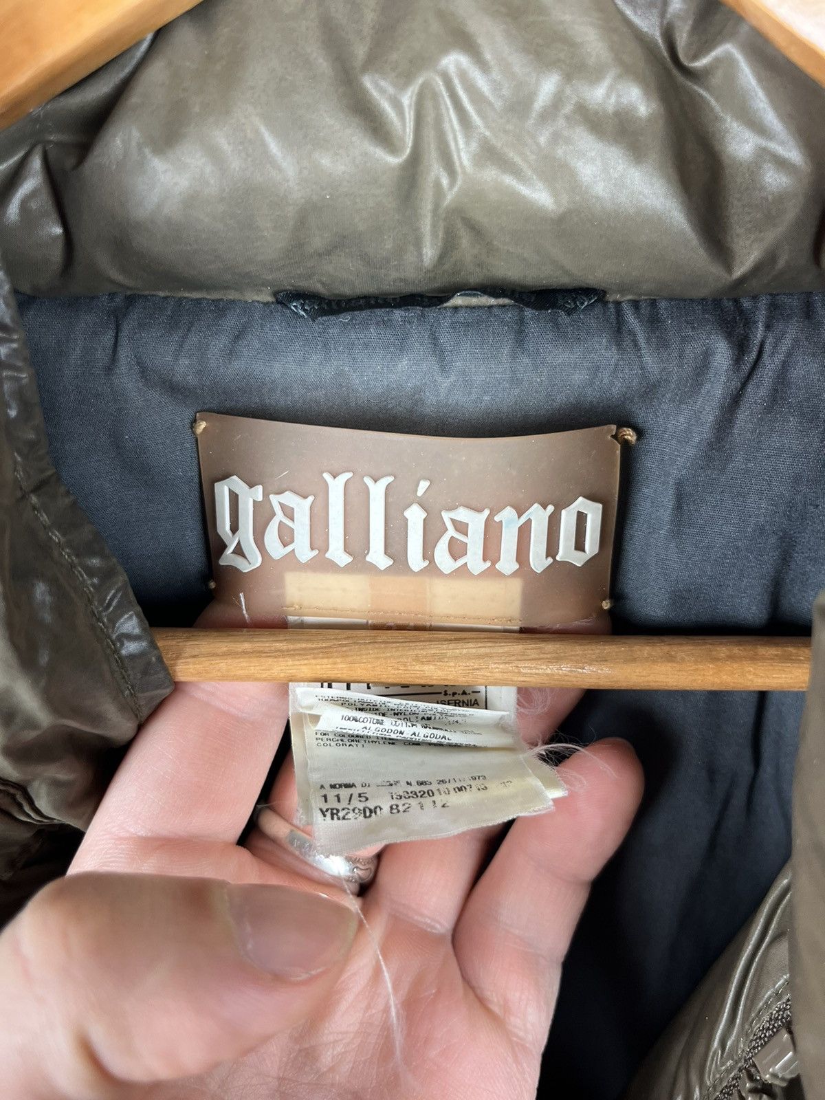 John Galliano John Galliano G Denim Logo Down Puffer Hooded Jacket Size M Size US M / EU 48-50 / 2 - 20 Thumbnail
