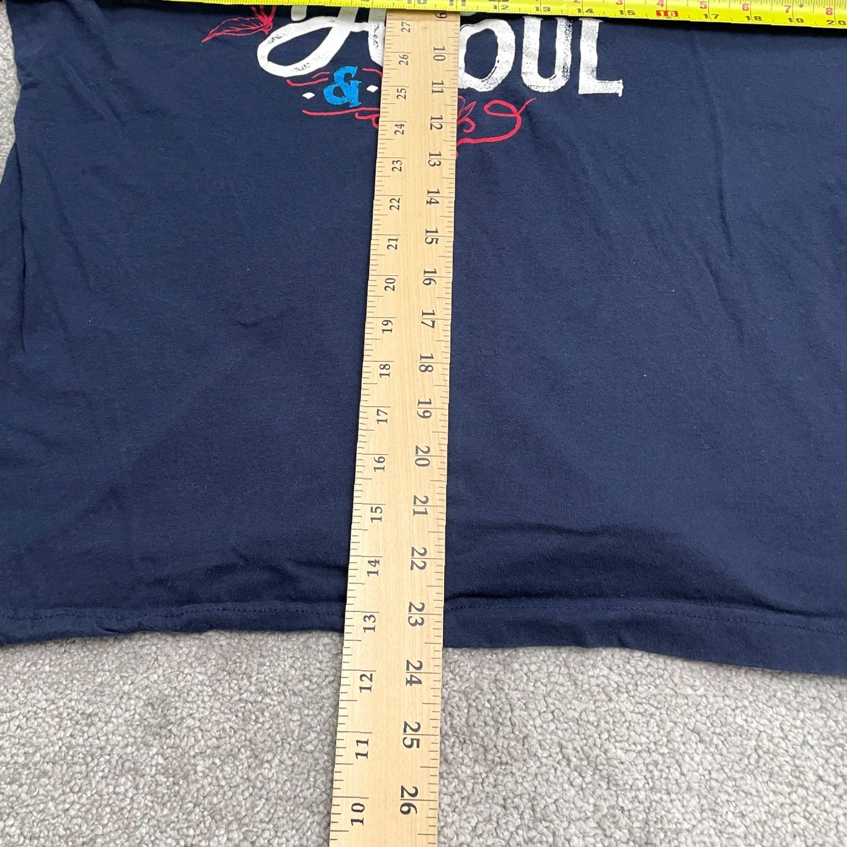 Vintage Eric Church Graphic T-Shirt Womens XL Navy Blue V-Neck Short Sleeve Band Tee Size XL / US 12-14 / IT 48-50 - 7 Thumbnail