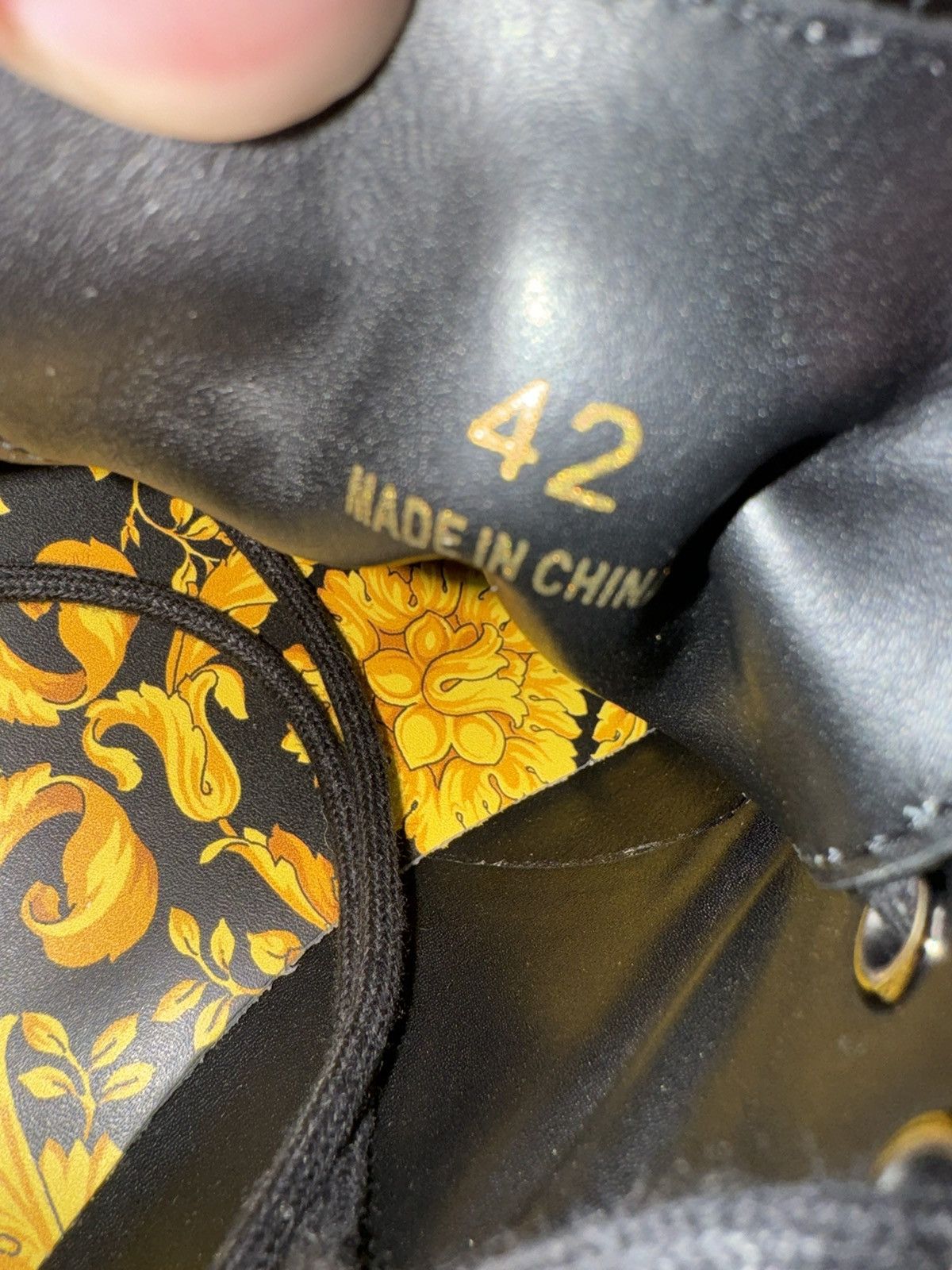 Versace Versace Medusa Logo Men's Lace Up Shoes Size US 9 / EU 42 - 10 Thumbnail