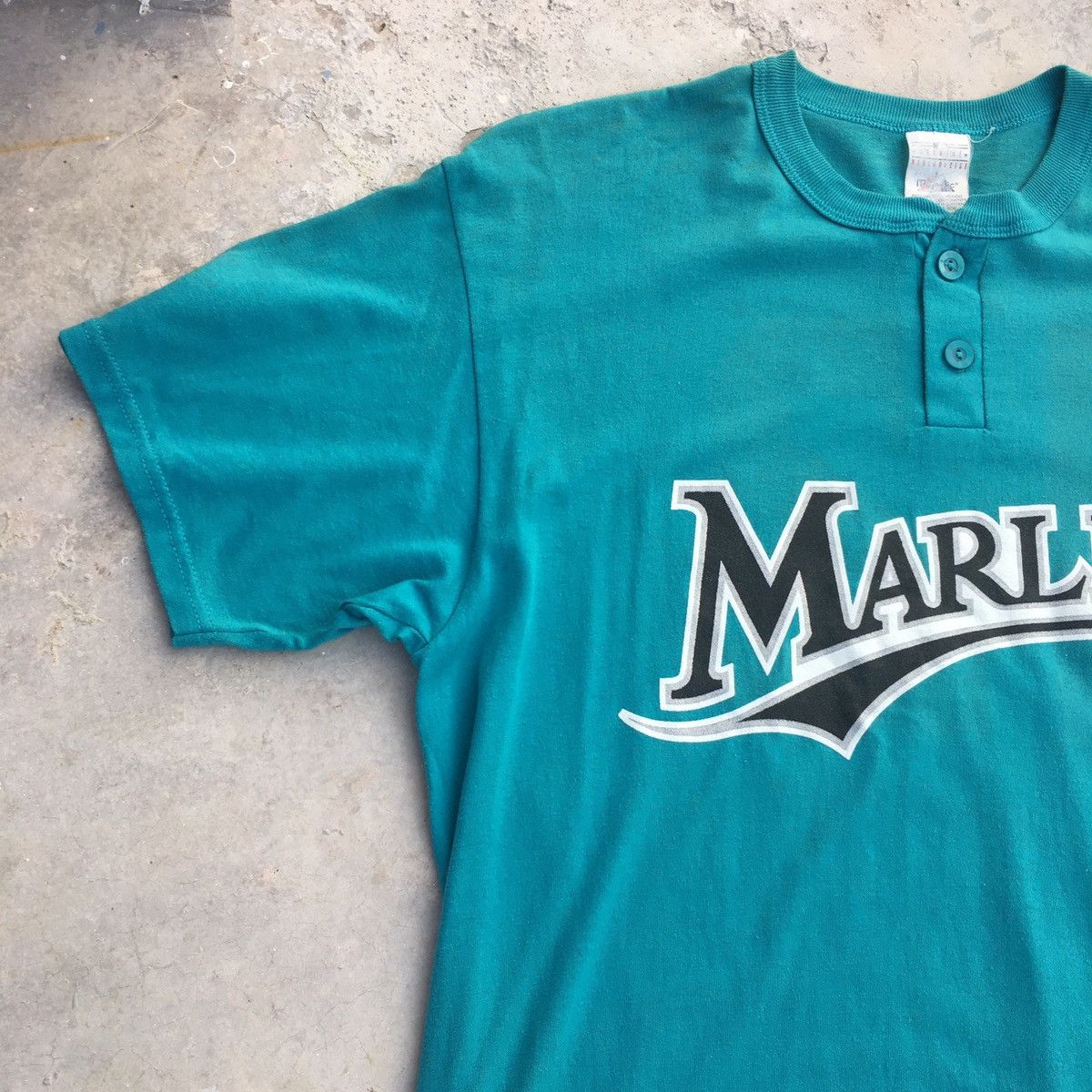 MLB × Majestic × Vintage Vintage Marlins Tee Size US M / EU 48-50 / 2 - 4 Thumbnail