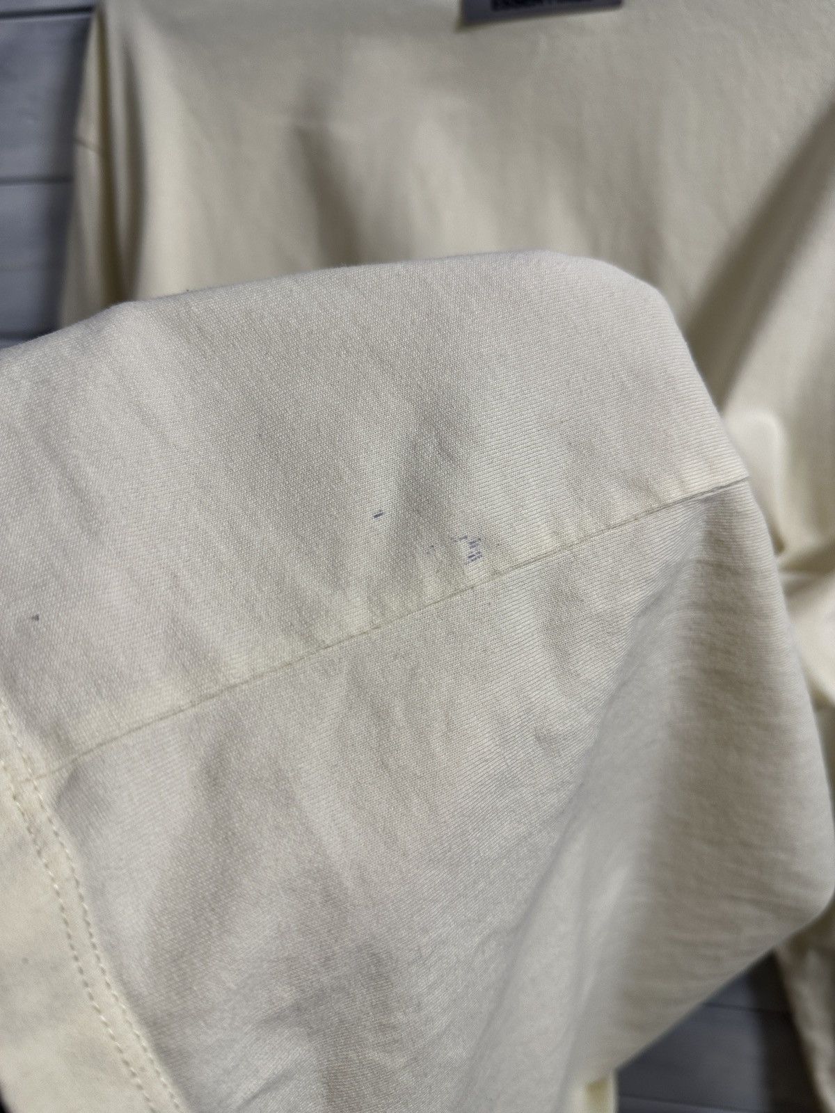 Essentials Rare Long-Sleeve Fear Of God Essentials FOG Size US M / EU 48-50 / 2 - 14 Thumbnail