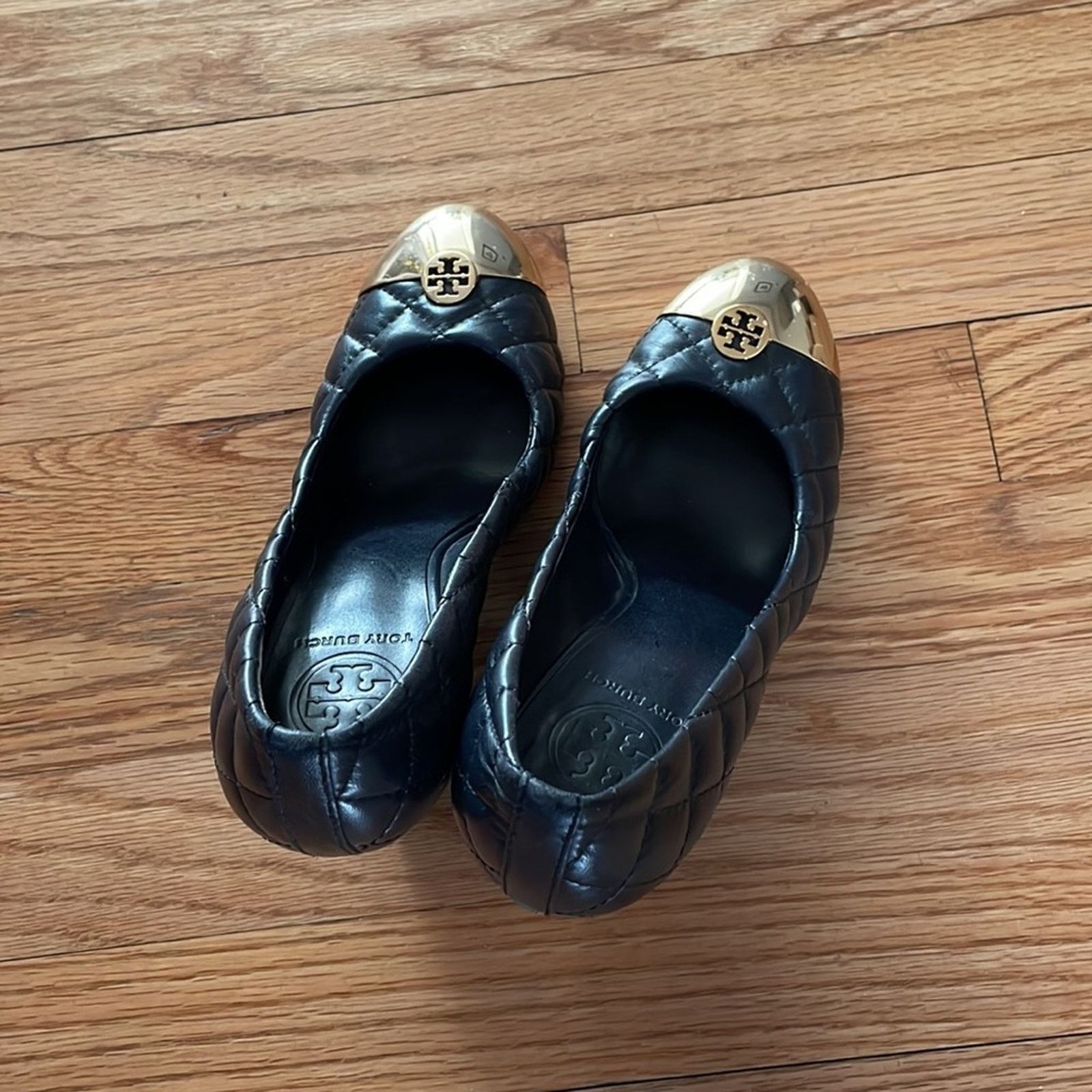 Tory Burch Tory Burch Kaitlin black quilted gold leather wedge 7 Size US 7 / IT 37 - 12 Thumbnail