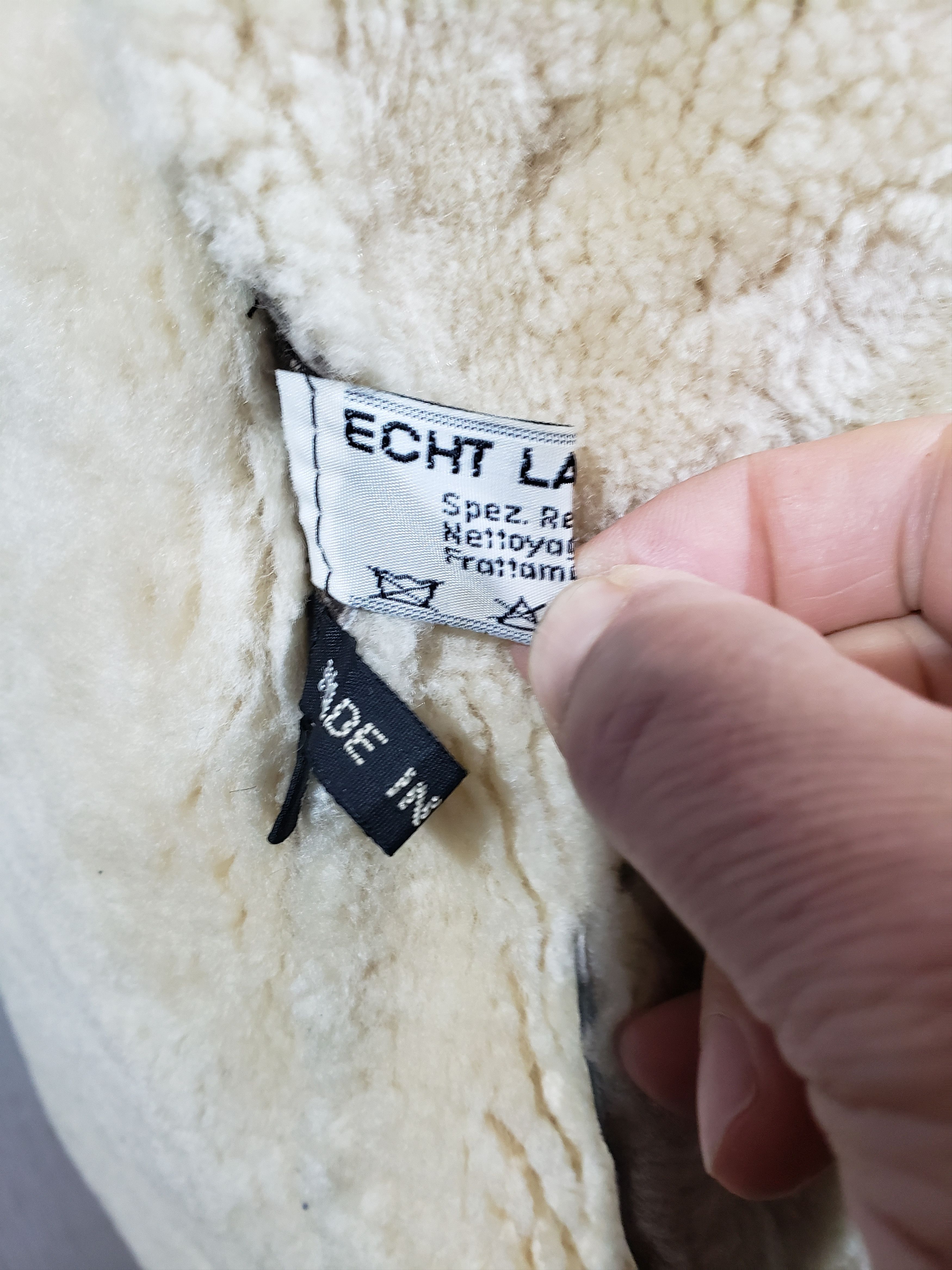 Other Brown men's sheepskin coat with buttons. Size US L / EU 52-54 / 3 - 10 Thumbnail