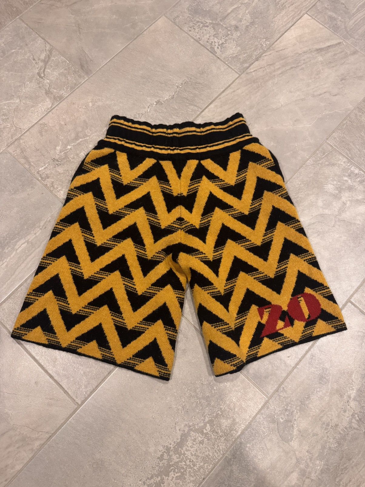 House of Errors House Of Errors Knitted Shorts Size US 33 - 2 Thumbnail