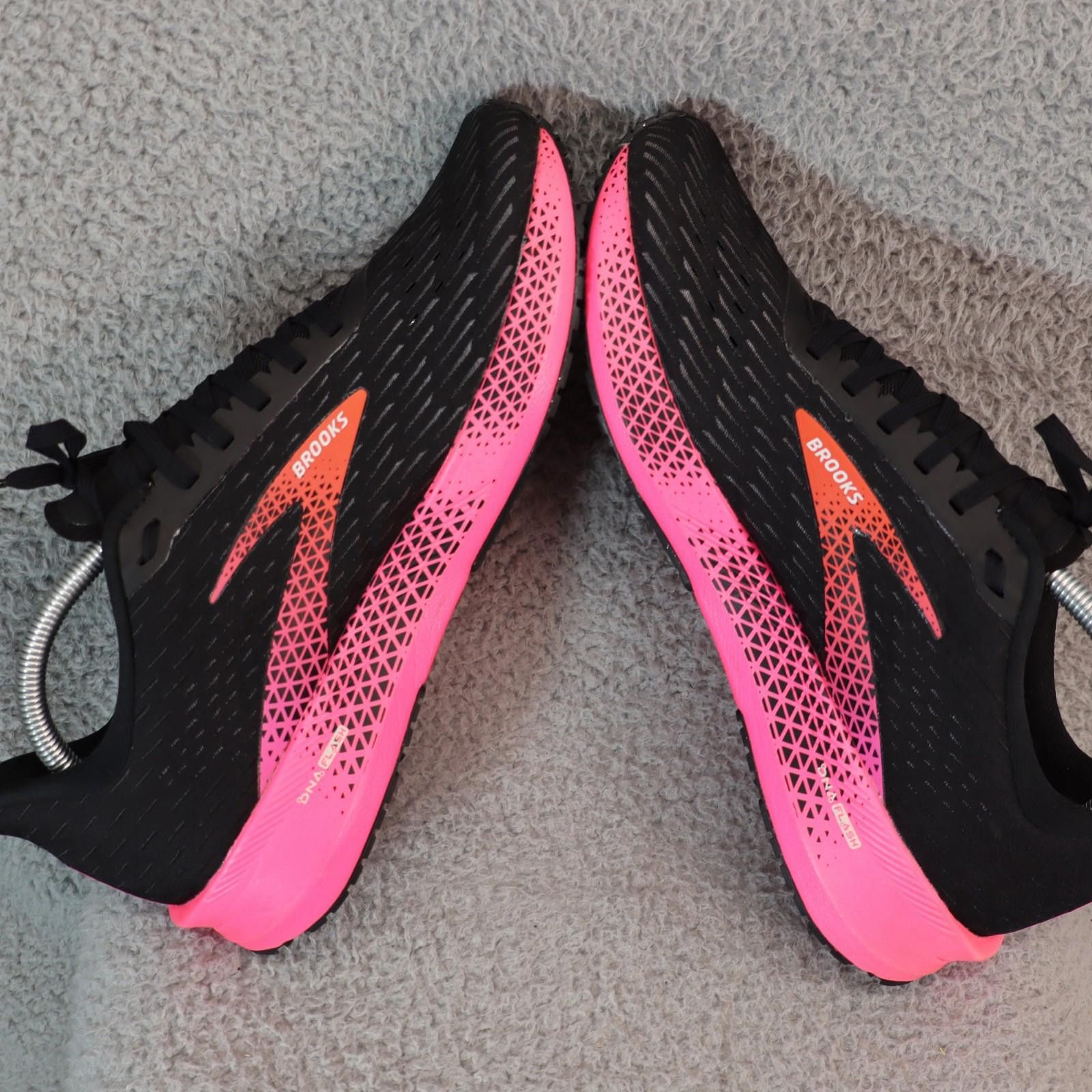 Brooks Brooks Hyperion Tempo Womans 12 Pink Black Running Shoes GUC Size US 12 / IT 42 - 7 Thumbnail