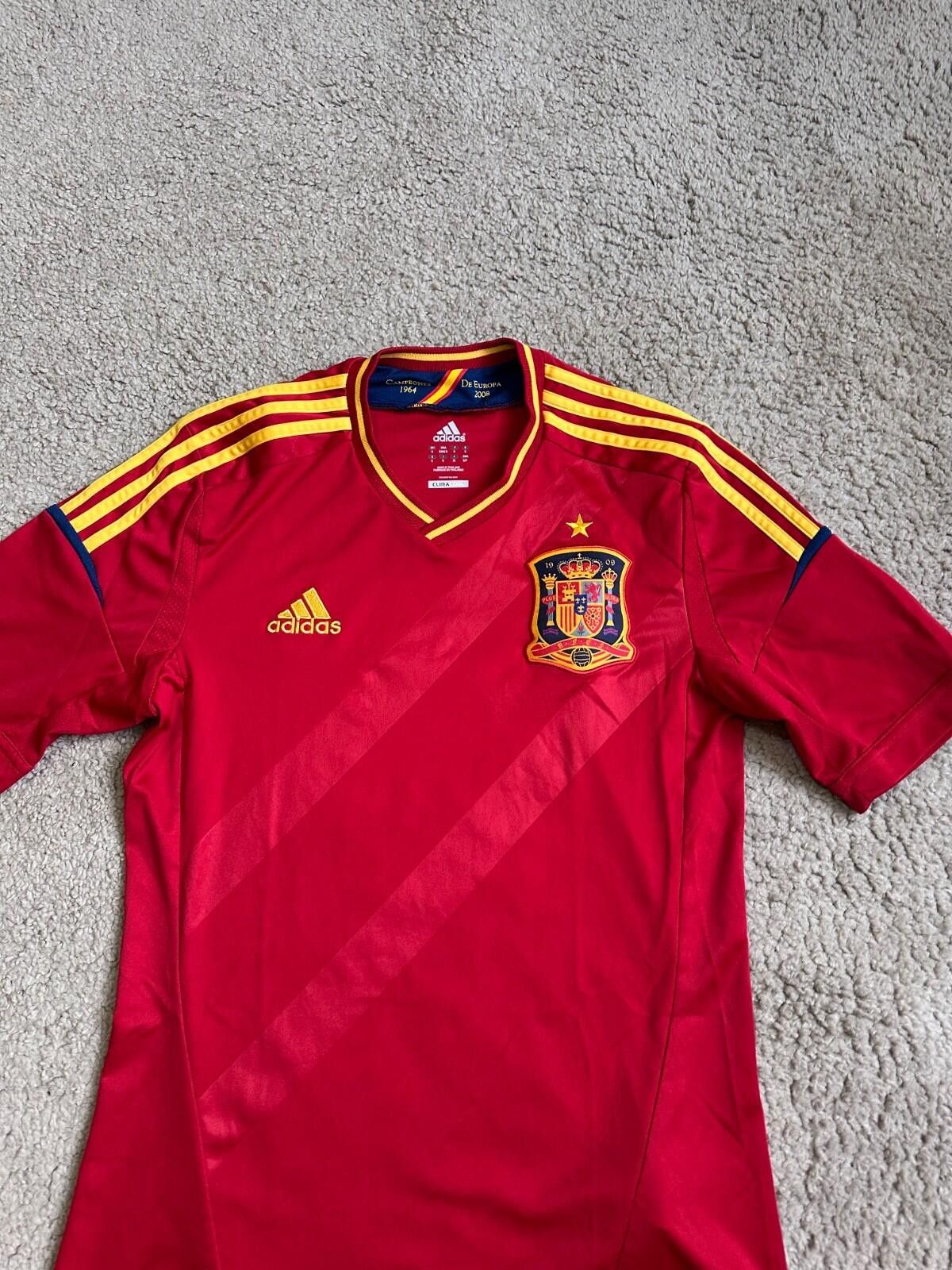Adidas SPAIN 2012 2013 HOME FOOTBALL SHIRT SOCCER JERSEY ADIDAS Size US S / EU 44-46 / 1 - 3 Thumbnail