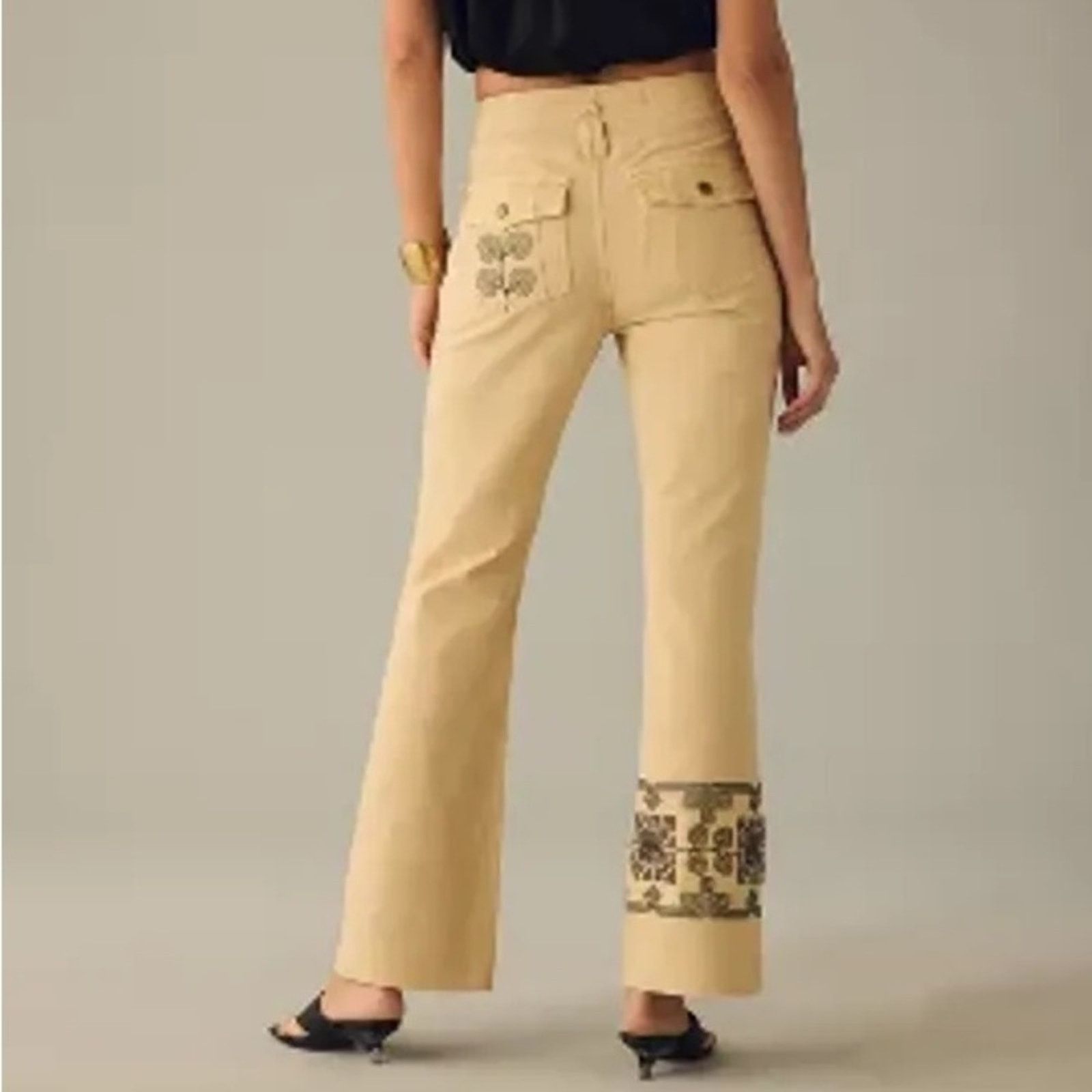 Anthropologie NWT Anthropologie 26T Pilcro Yaya Mid-Rise Crop Flare Jeans Size 26" / US 2 / IT 38 - 4 Thumbnail