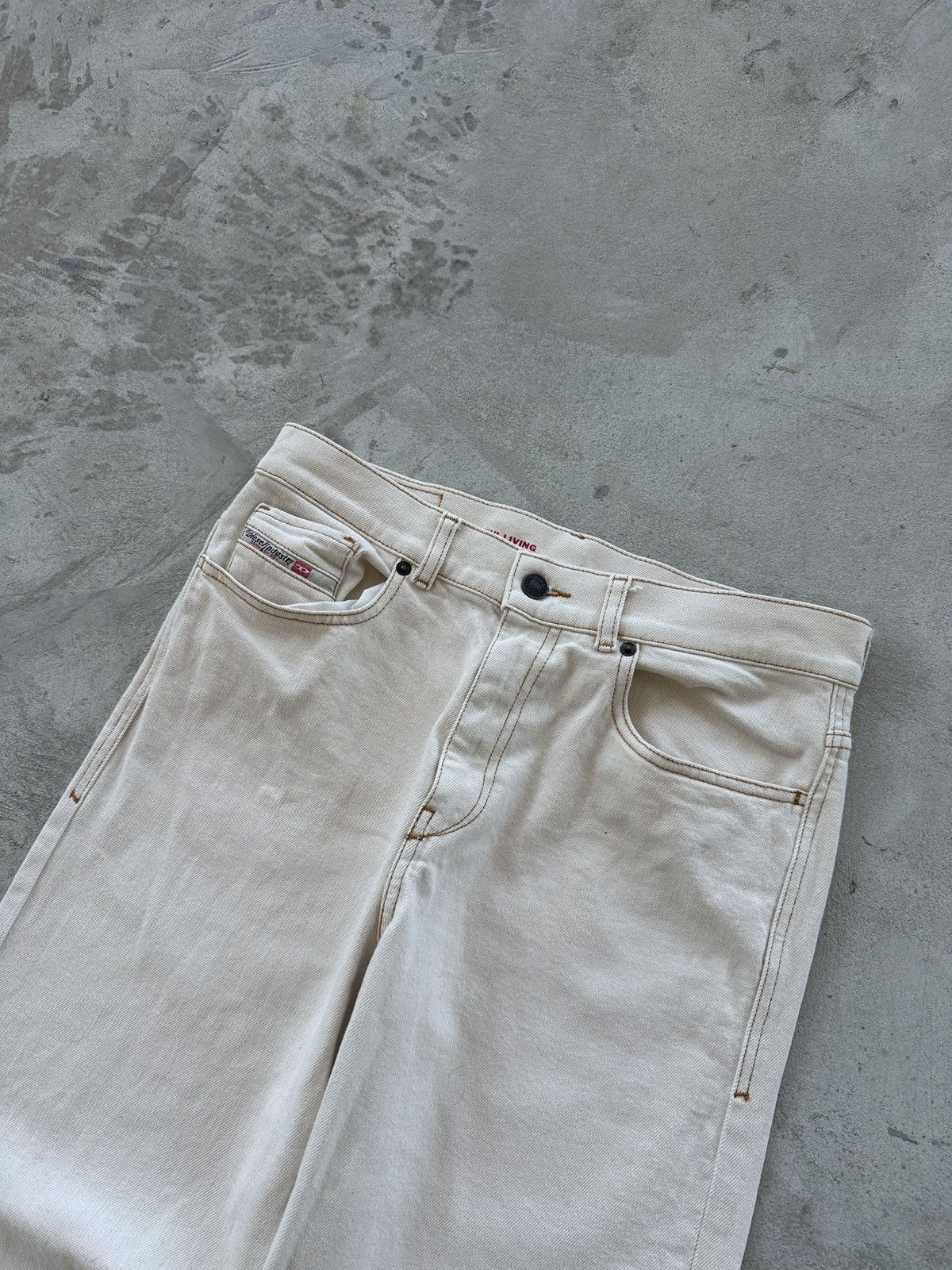 Diesel Diesel Denim Jeans Beige Embroidered Logo Women’s Size W27 Size 27" / US 4 / IT 40 - 2 Thumbnail