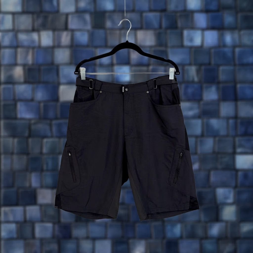 Vintage ZOIC Shorts Mens XL Black Cycling Mountain Bike Zip Pockets Adjustable MTB Cargo Size US 36 / EU 52 - 1 Thumbnail