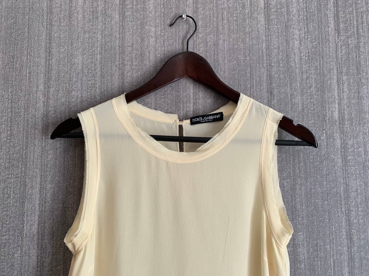 Dolce & Gabbana Dolce&Gabbana Top Silk Decoration Sleeveless Size:40 IT Size S / US 4 / IT 40 - 3 Thumbnail