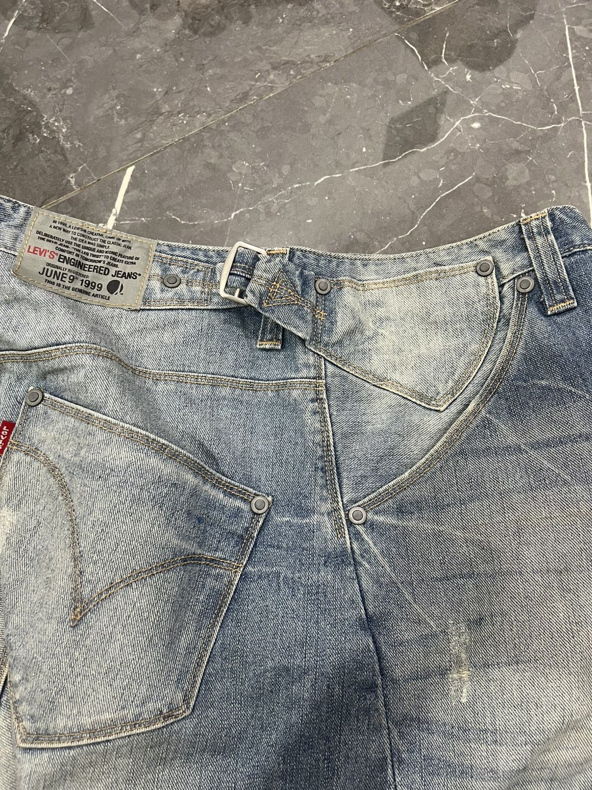 Levi's LEVIS ENGINEERED DOUBLE BUCKLE BACK Size US 32 / EU 48 - 9 Thumbnail