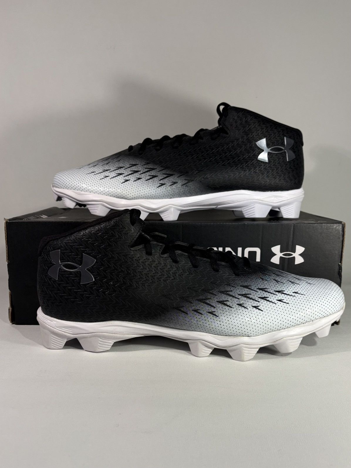 Under Armour Under Armour Spotlight Franchise 4 RM Black Silver Men US 16 Size US 15 / EU 48 - 3 Thumbnail