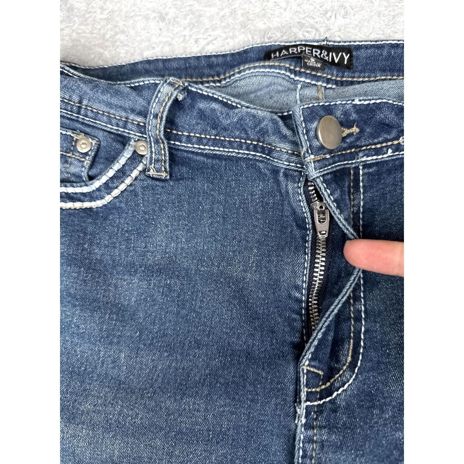 Vintage HARPER&IVY Jeans Bootcut Juniors 9 Blue Wash Mid Rise Stretch Rhinestone 29x31 Womens Pants Size 30" / US 8 / IT 44 - 5 Thumbnail
