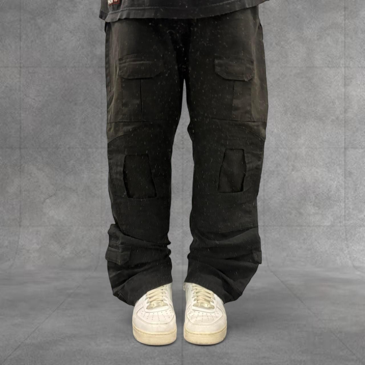 Vintage Crazy Vintage Y2K 2000s Baggy Black Streetwear Style Skater Cargo Tactical Pants! Size US 36 / EU 52 - 1 Thumbnail
