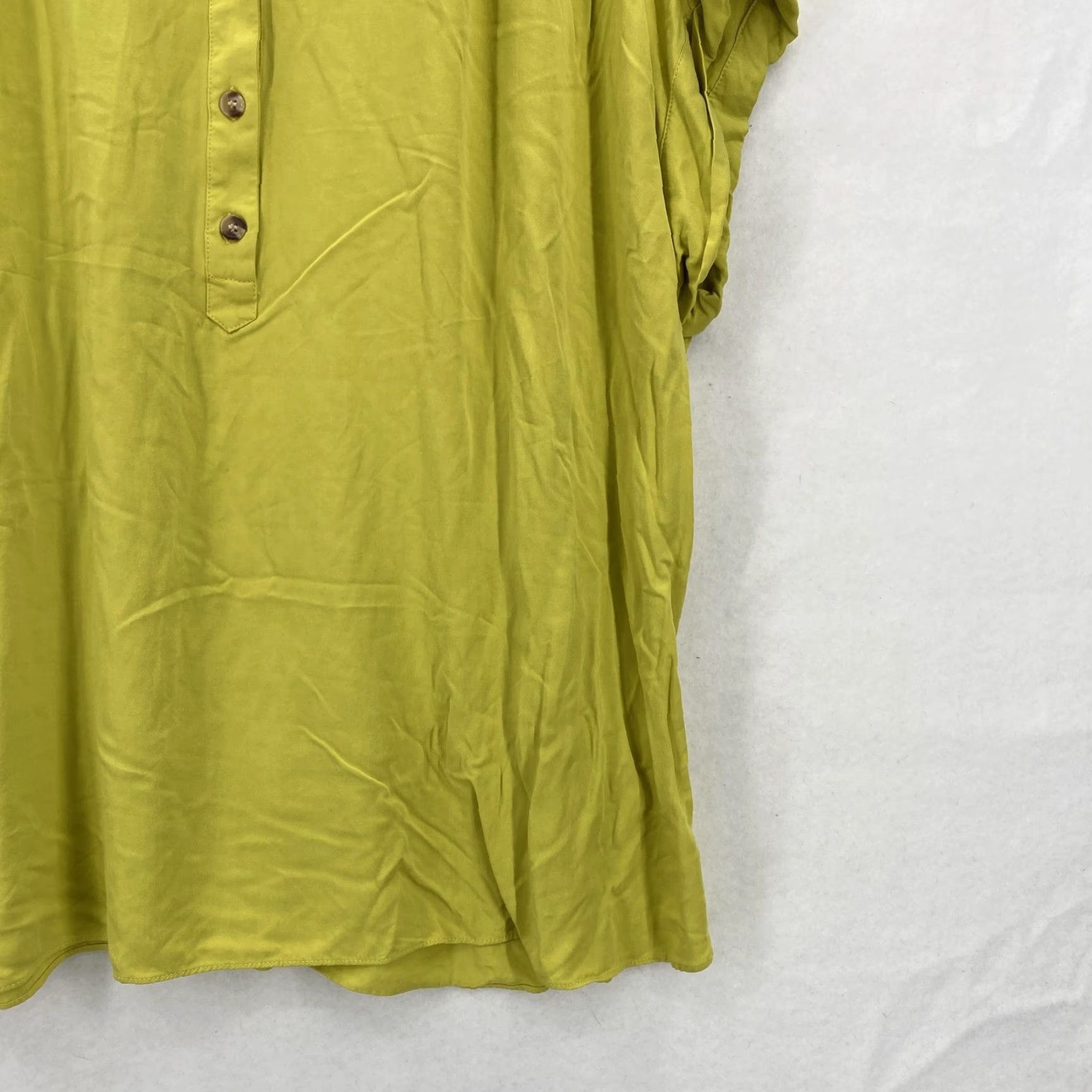 Vintage ROSE + OLIVE Shirt Womens 3X Green Henley Short Sleeve Tunic Rayon Plus Flowy Size XXL / US 16-18 / IT 52-54 - 3 Thumbnail