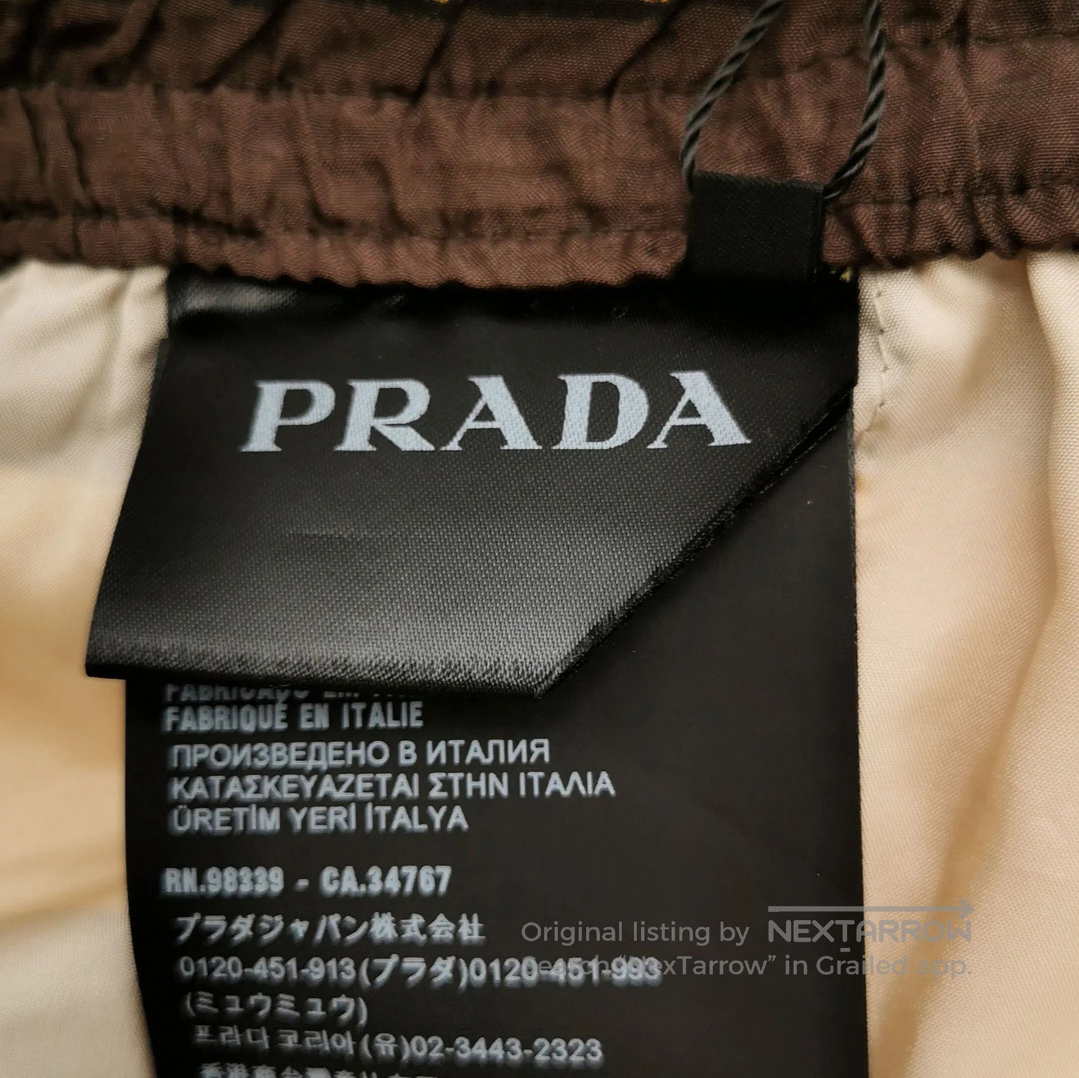 Prada Prada Striped Silk Shorts in Yellow and Brown . Size 28" / US 6 / IT 42 - 9 Thumbnail