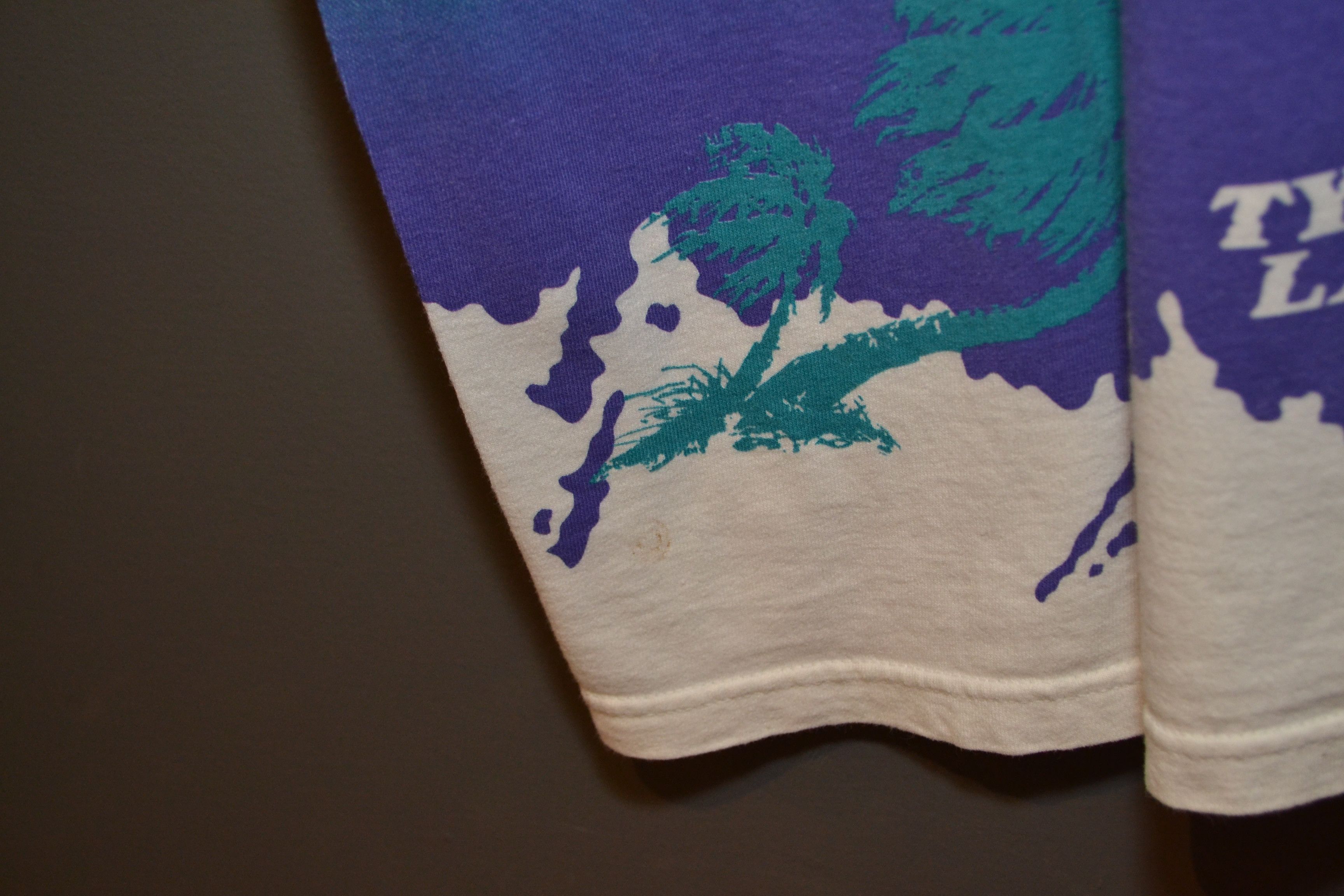 Disney × Vintage Vintage 90's Disney Typhoon Lagoon All Over Print T Shirt Size US L / EU 52-54 / 3 - 10 Thumbnail