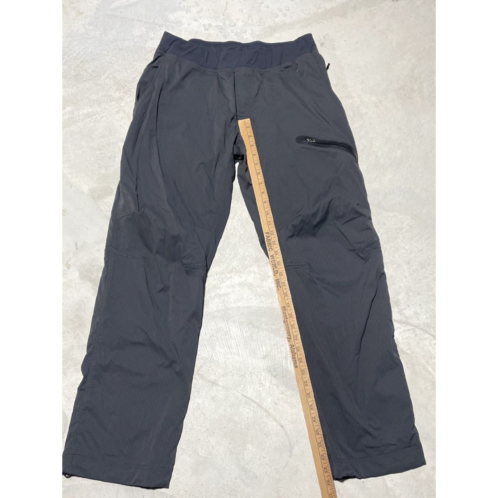 Lululemon Lululemon Pants Men XL Gray Dance Studio Technical Stretch Zip Pocket Cargo Size US 36 / EU 52 - 6 Thumbnail