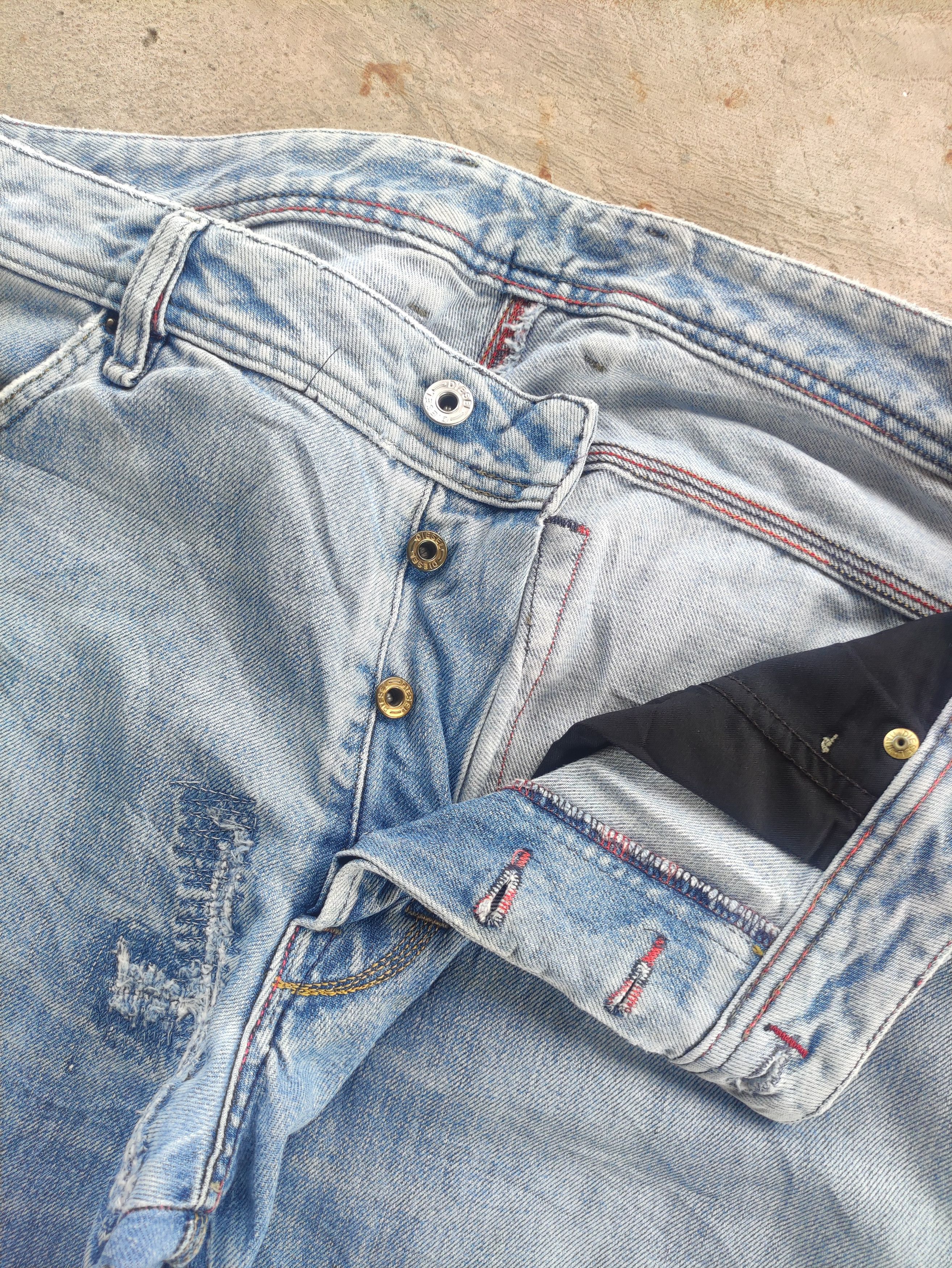 Diesel Vintage Diesel Button Jean Baggy Distressed Faded Denim Size US 36 / EU 52 - 5 Thumbnail