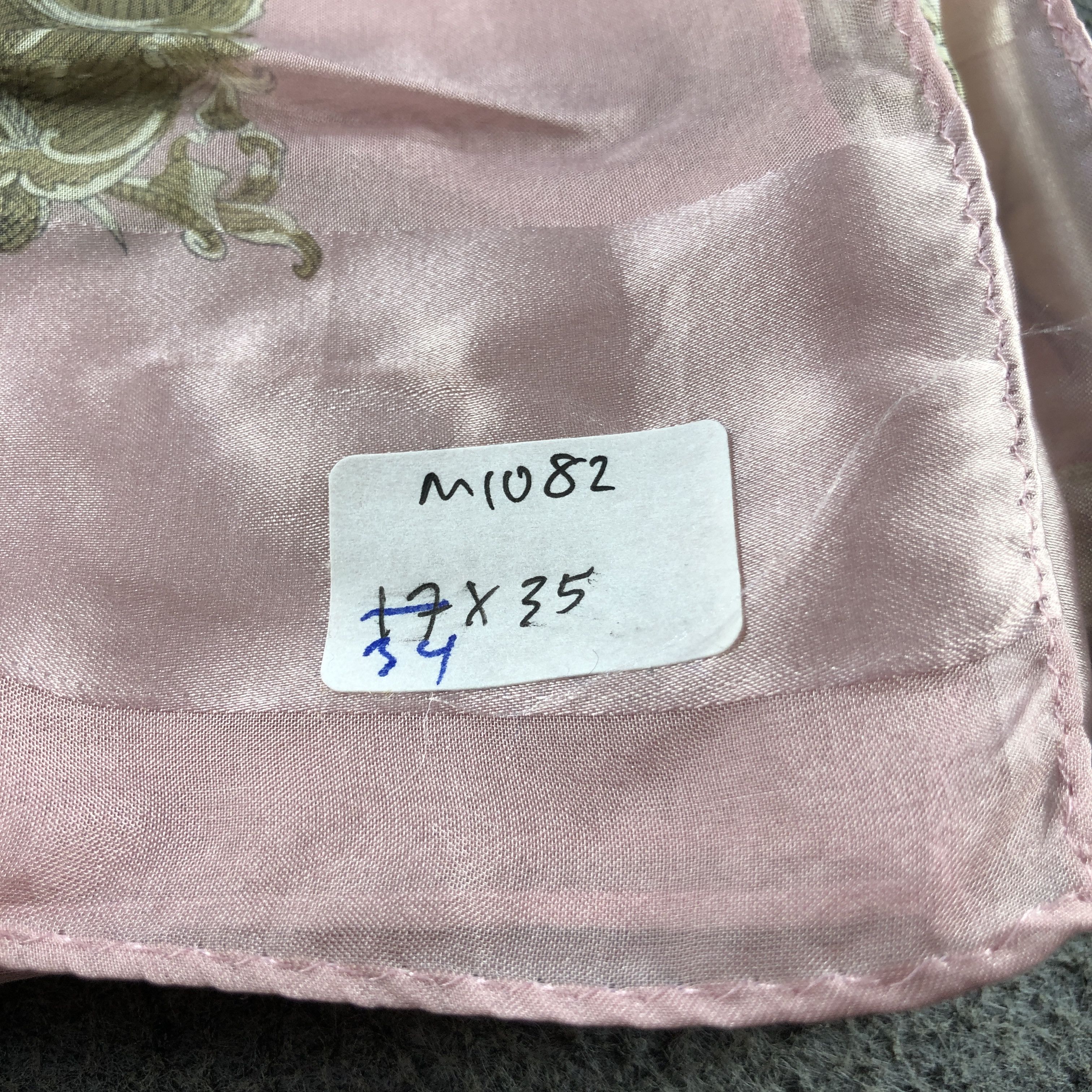 Japanese Brand Vintage Cream Baroque Crown Heraldic Print Silk Scarf M1082 Size ONE SIZE - 7 Thumbnail
