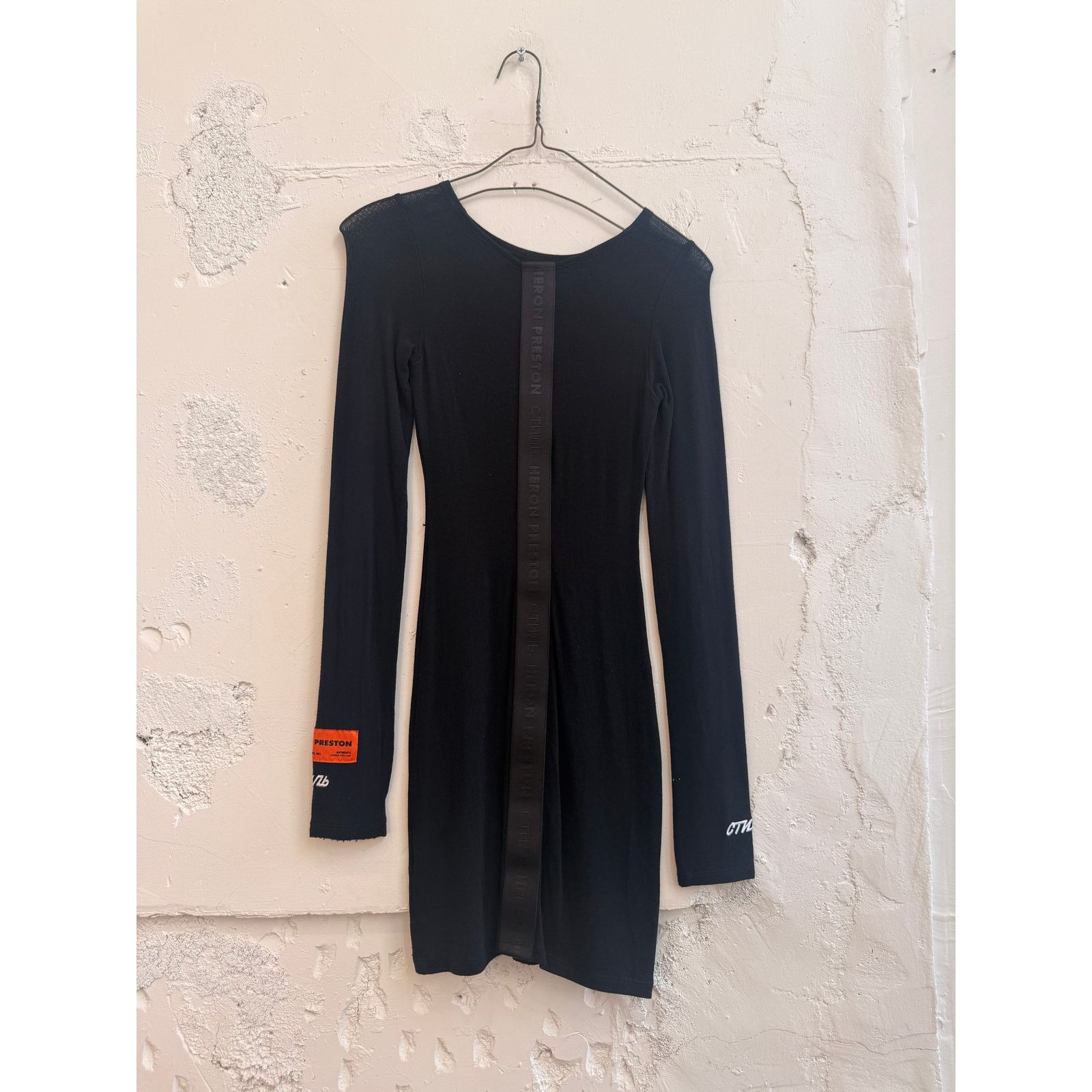 Heron Preston Heron Preston Fitted Mini Dress Size S / US 4 / IT 40 - 2 Thumbnail