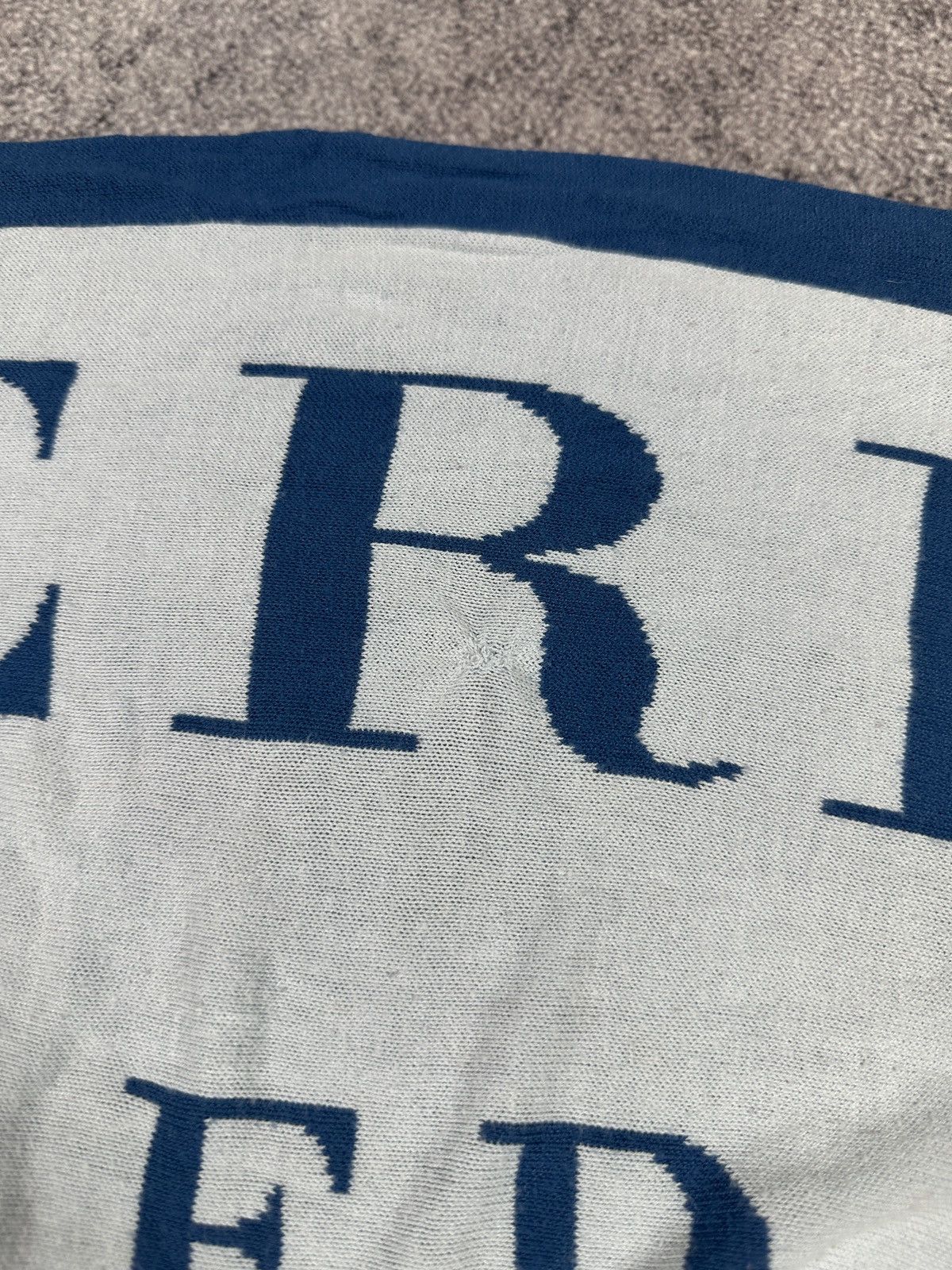 Vintage Big Logo Burberry scarf luxury items rare Streetwear USA Size ONE SIZE - 5 Thumbnail